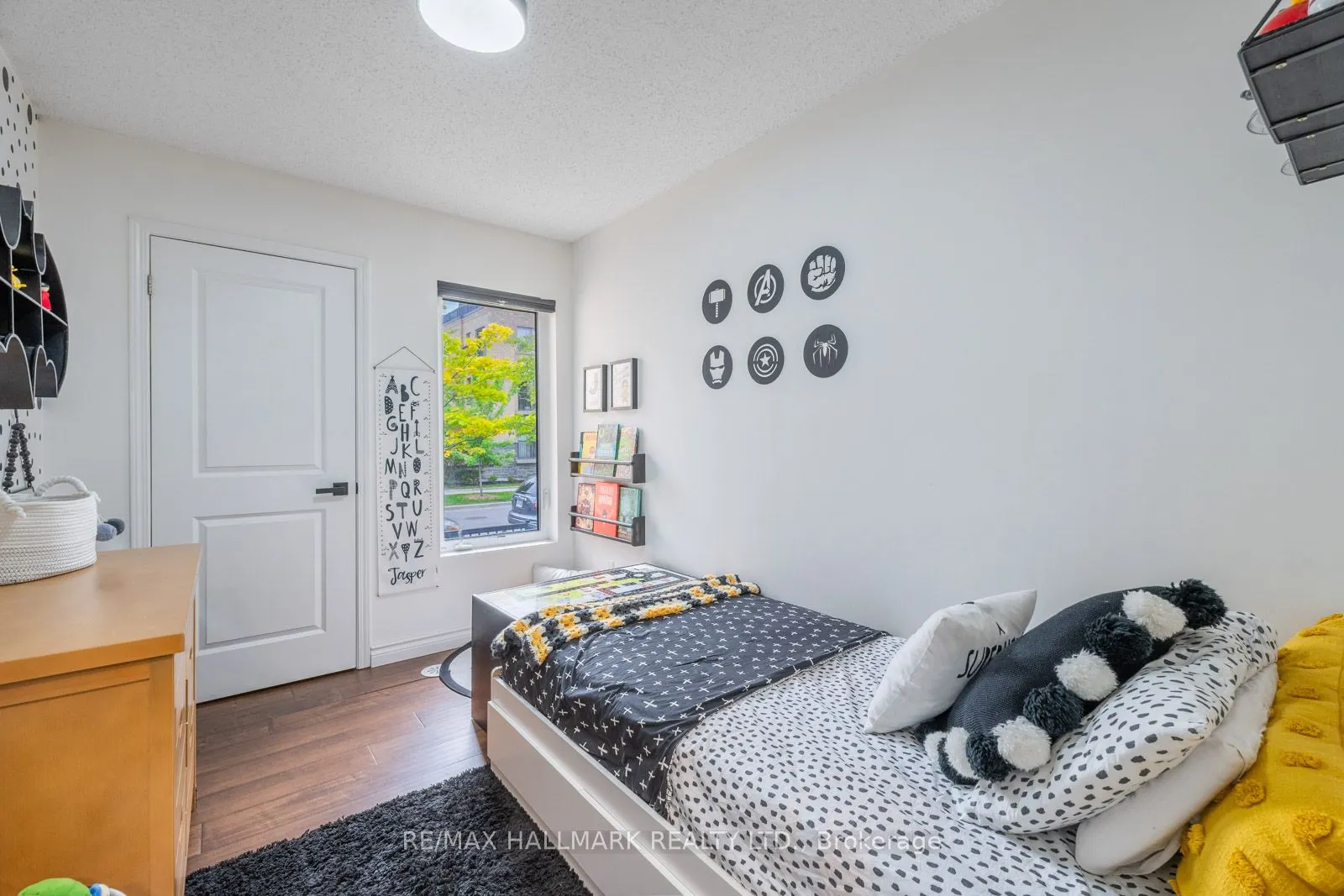 9 Foundry Avenue, #111