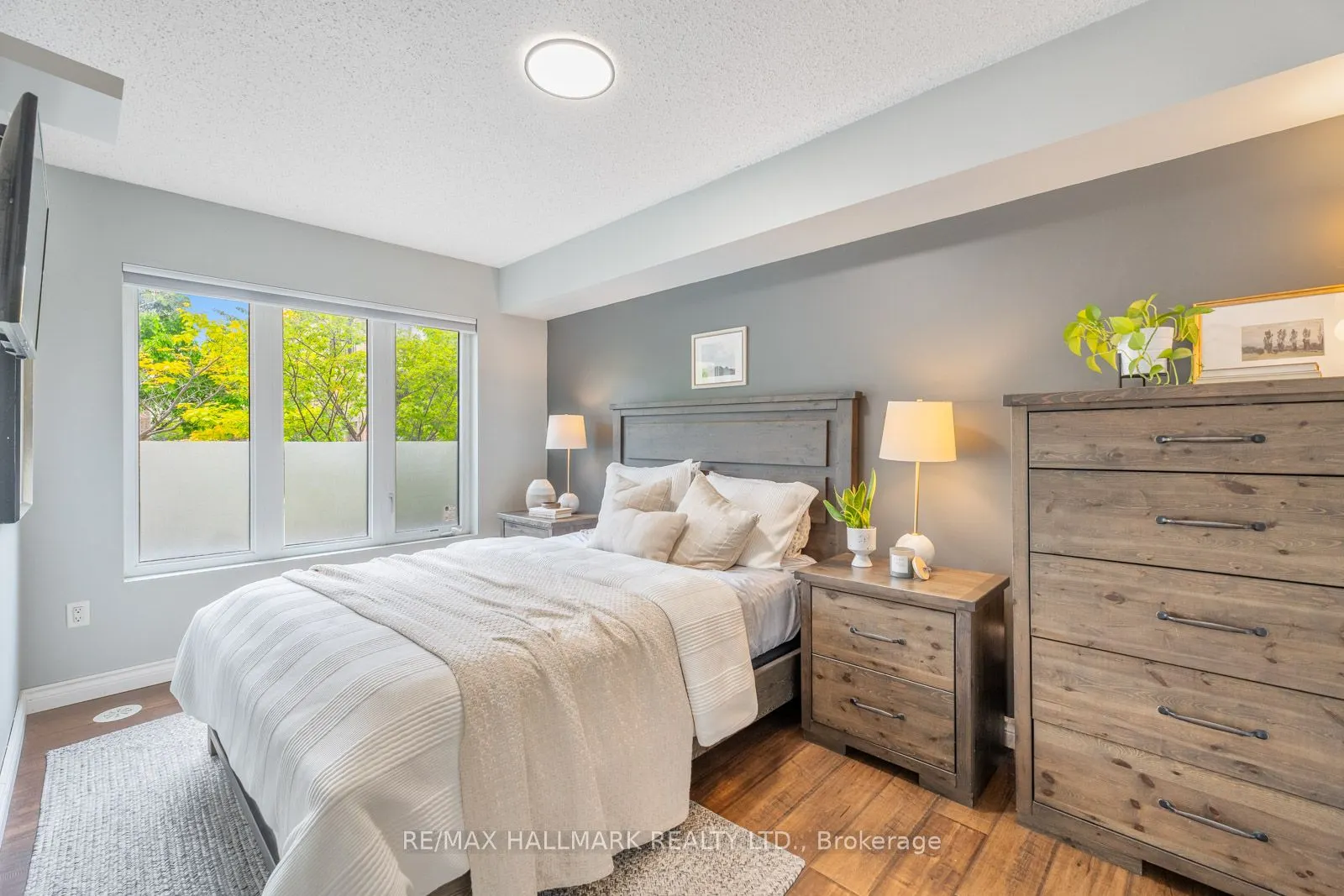 9 Foundry Avenue, #111