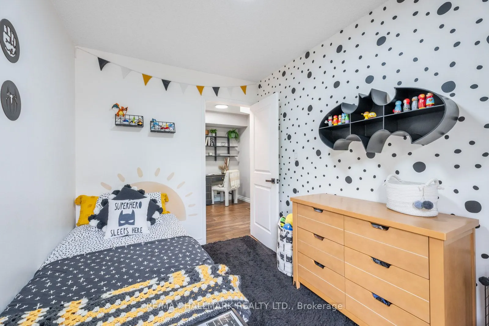 9 Foundry Avenue, #111