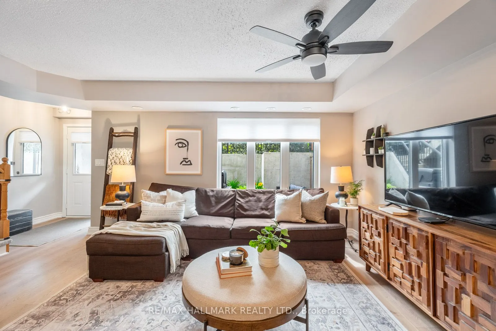 9 Foundry Avenue, #111