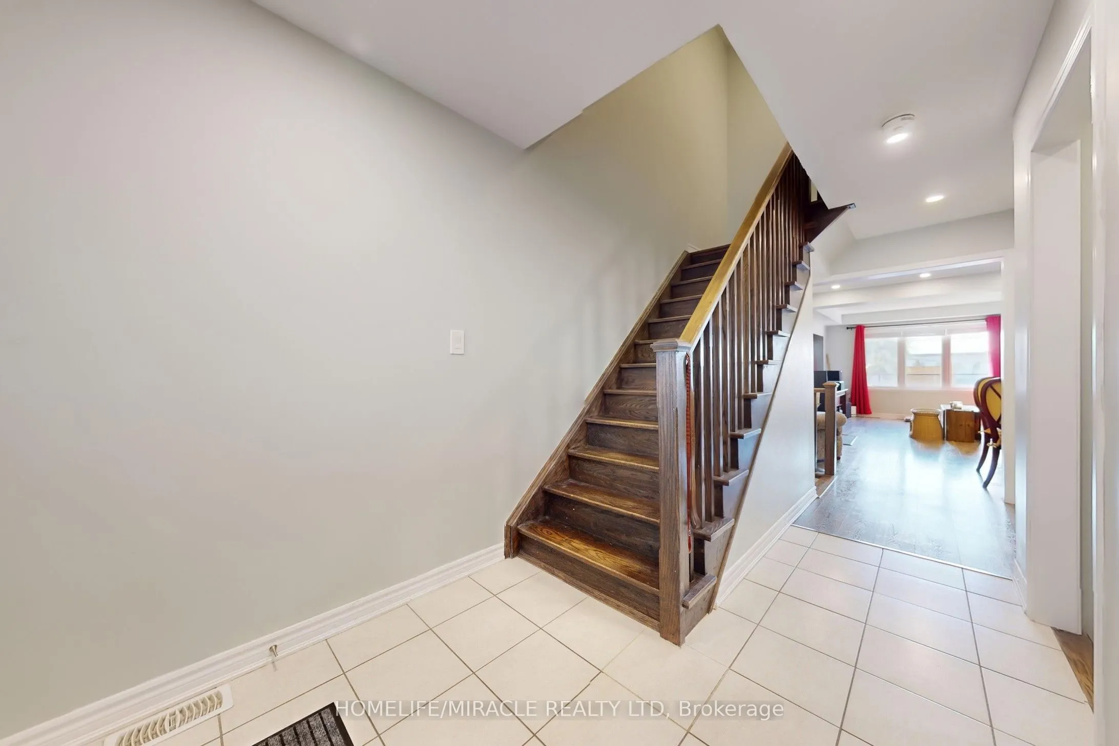 1168 Duignan Crescent