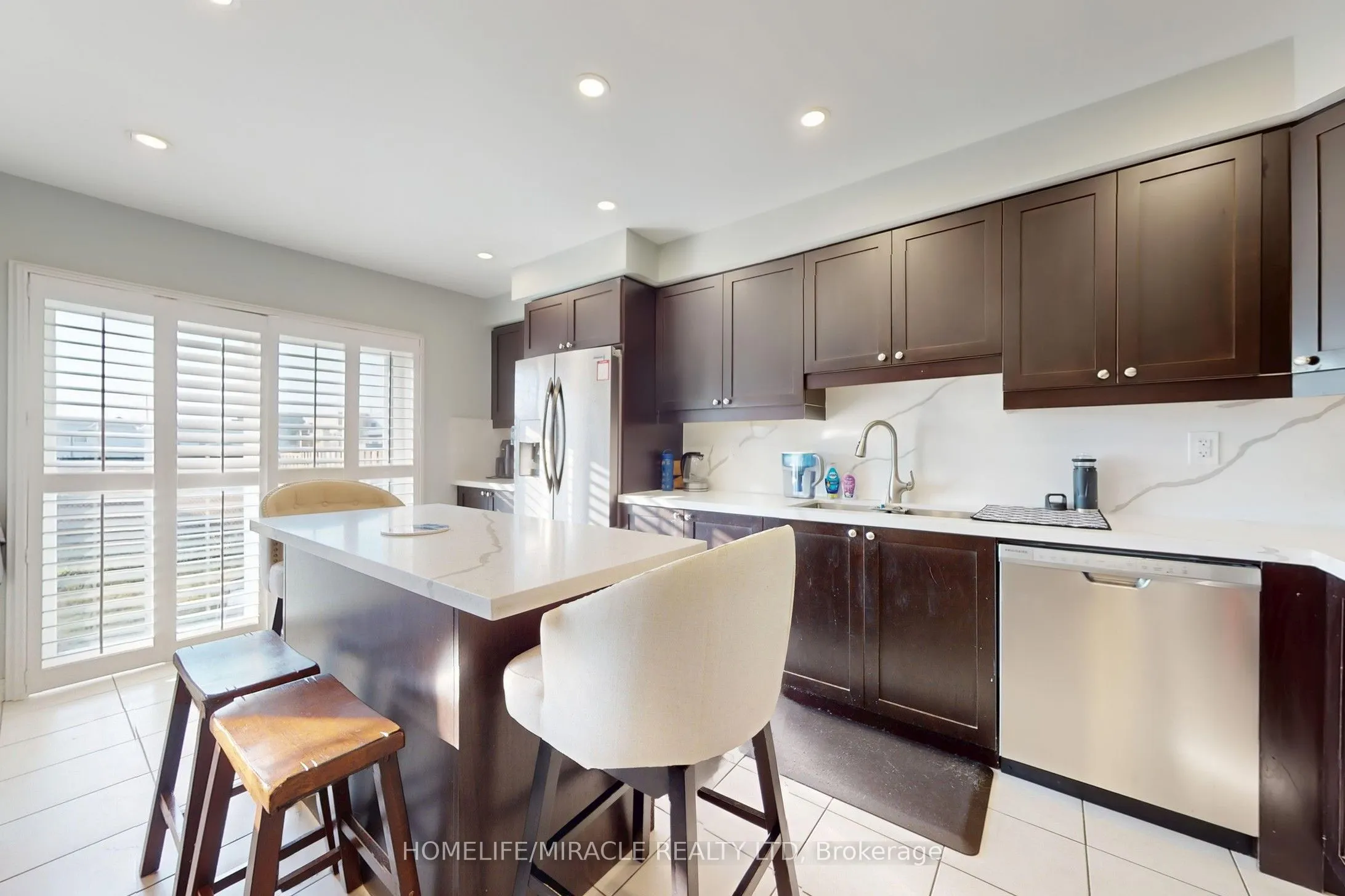 1168 Duignan Crescent