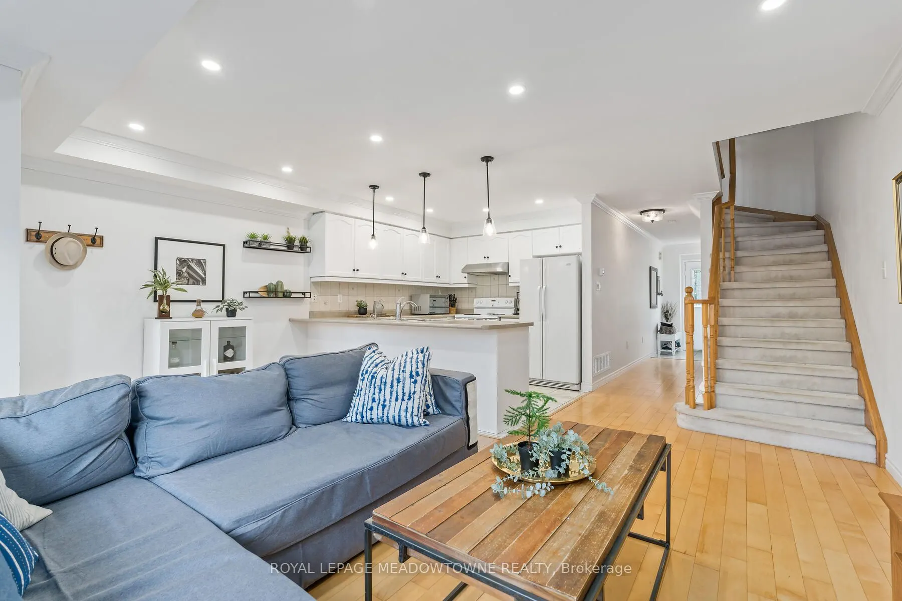 11 Bradley Drive