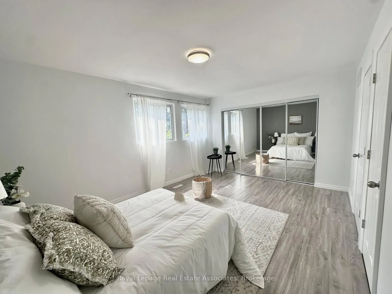 6855 Glen Erin Drive, #20