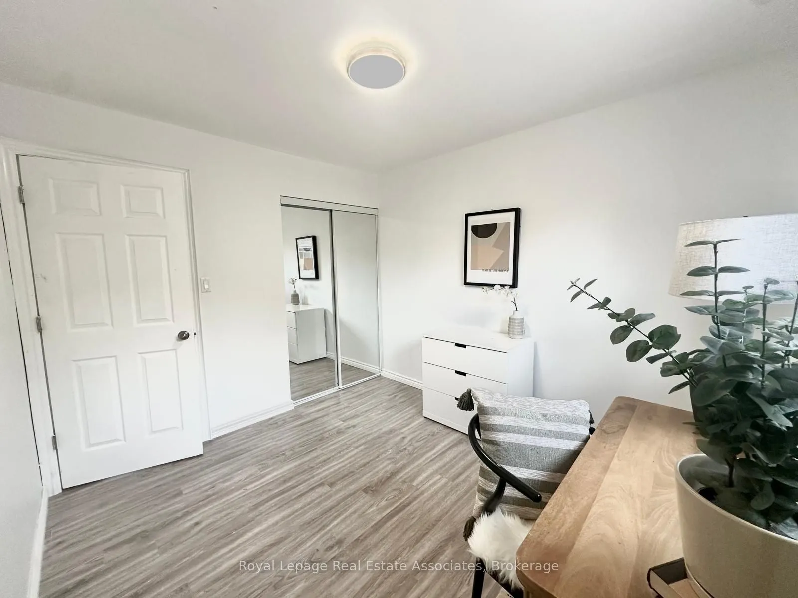 6855 Glen Erin Drive, #20