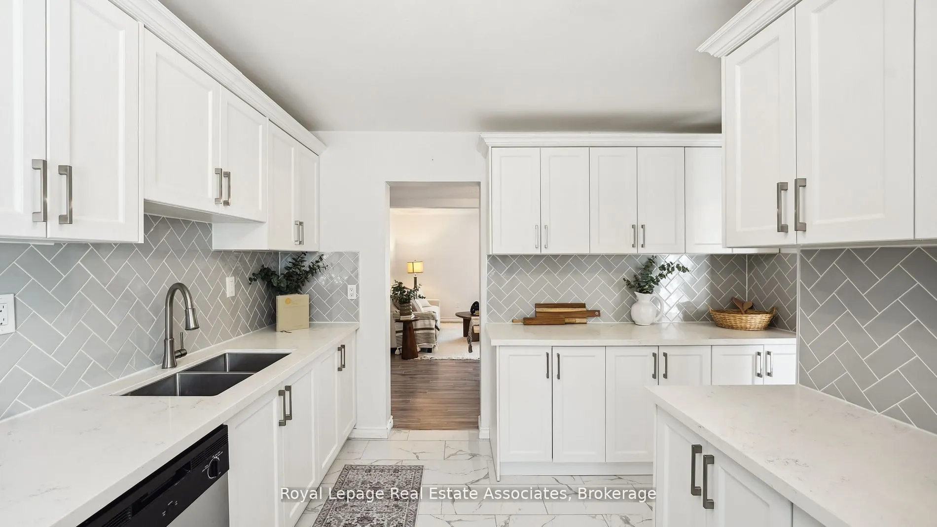 6855 Glen Erin Drive, #20