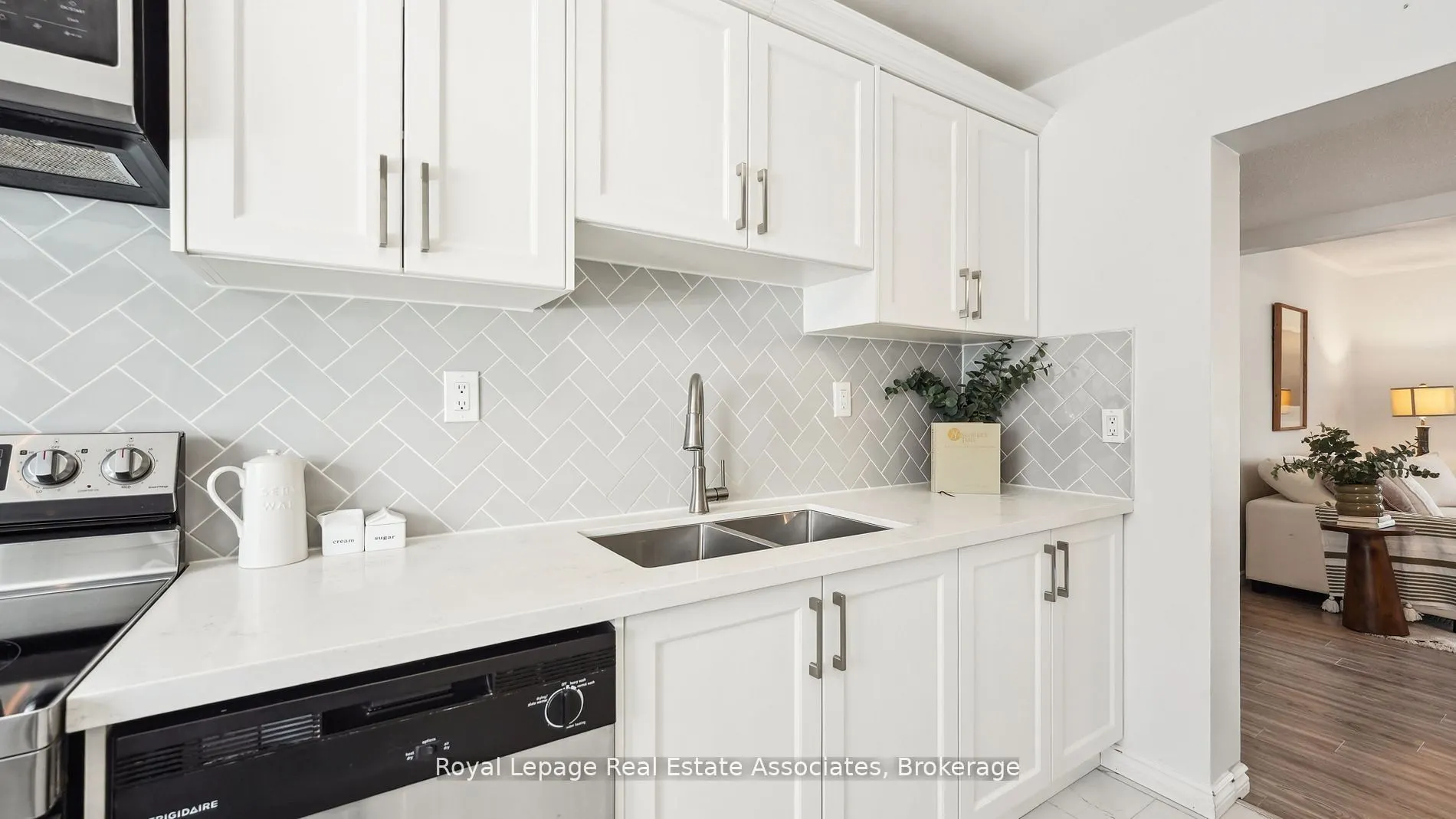 6855 Glen Erin Drive, #20