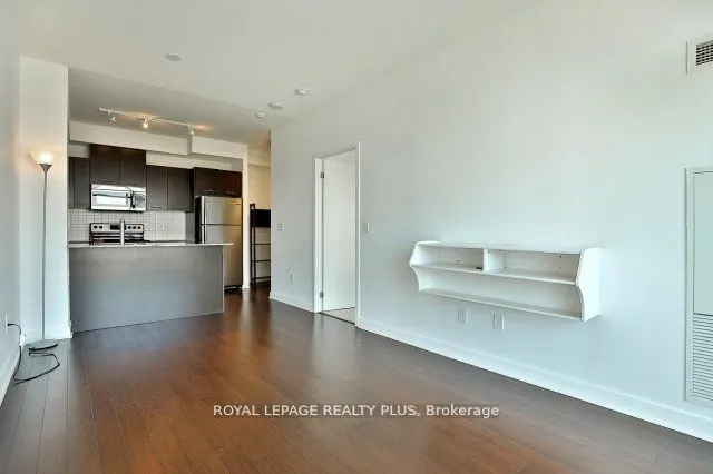 360 Square One Drive, #812