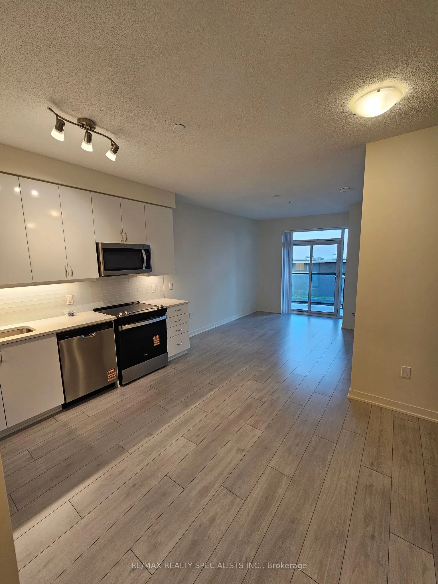 38 Annie Craig Drive, #2104