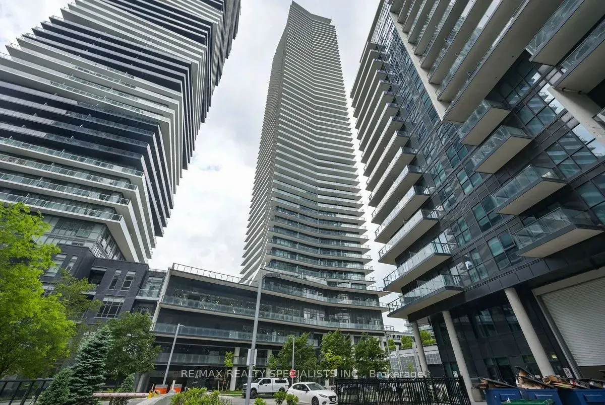 38 Annie Craig Drive, #2104