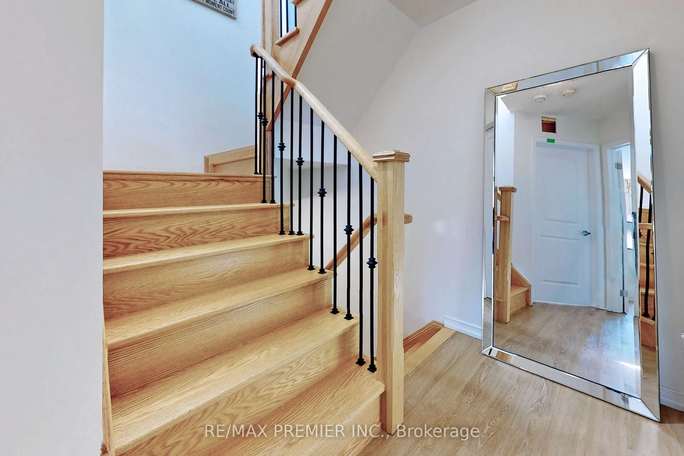 32 Fieldway Road, #121