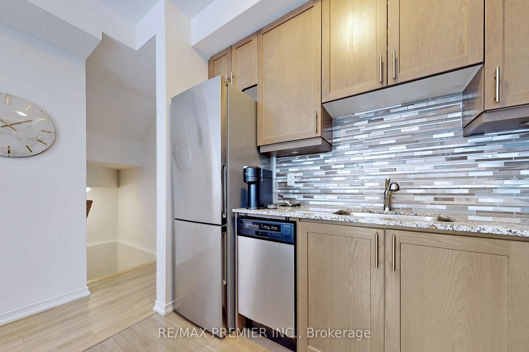 32 Fieldway Road, #121