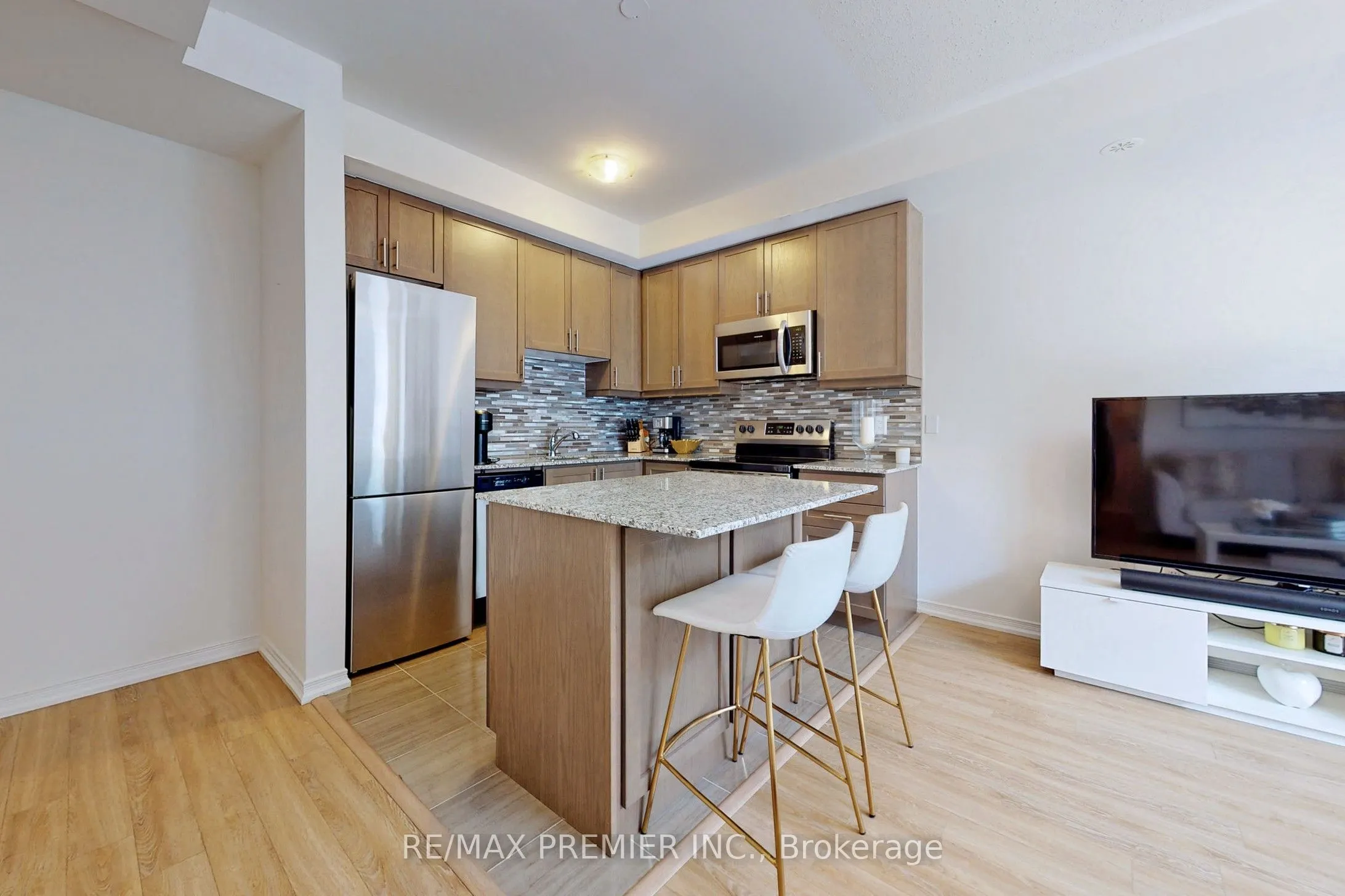 32 Fieldway Road, #121