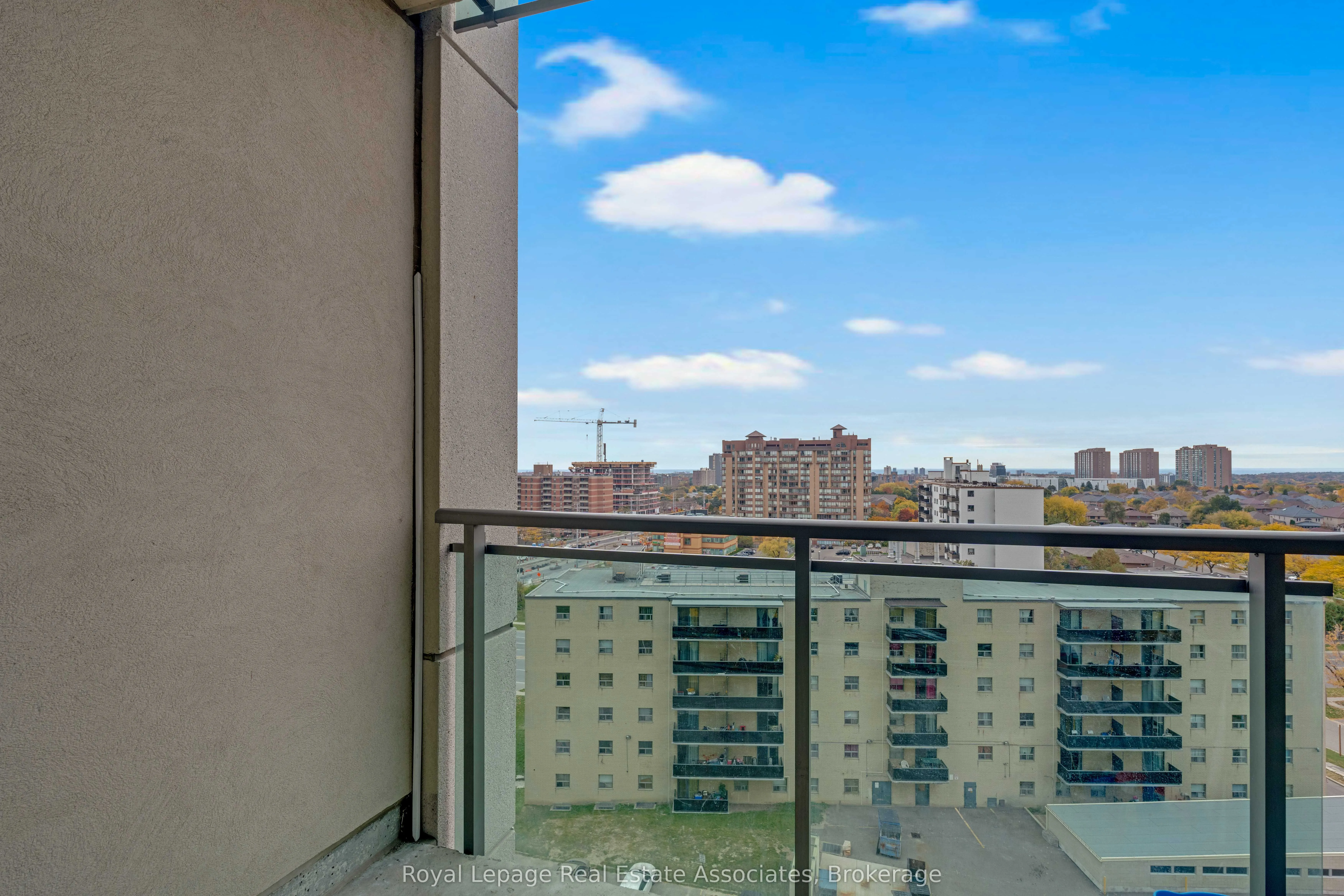 3515 Kariya Drive, #1106