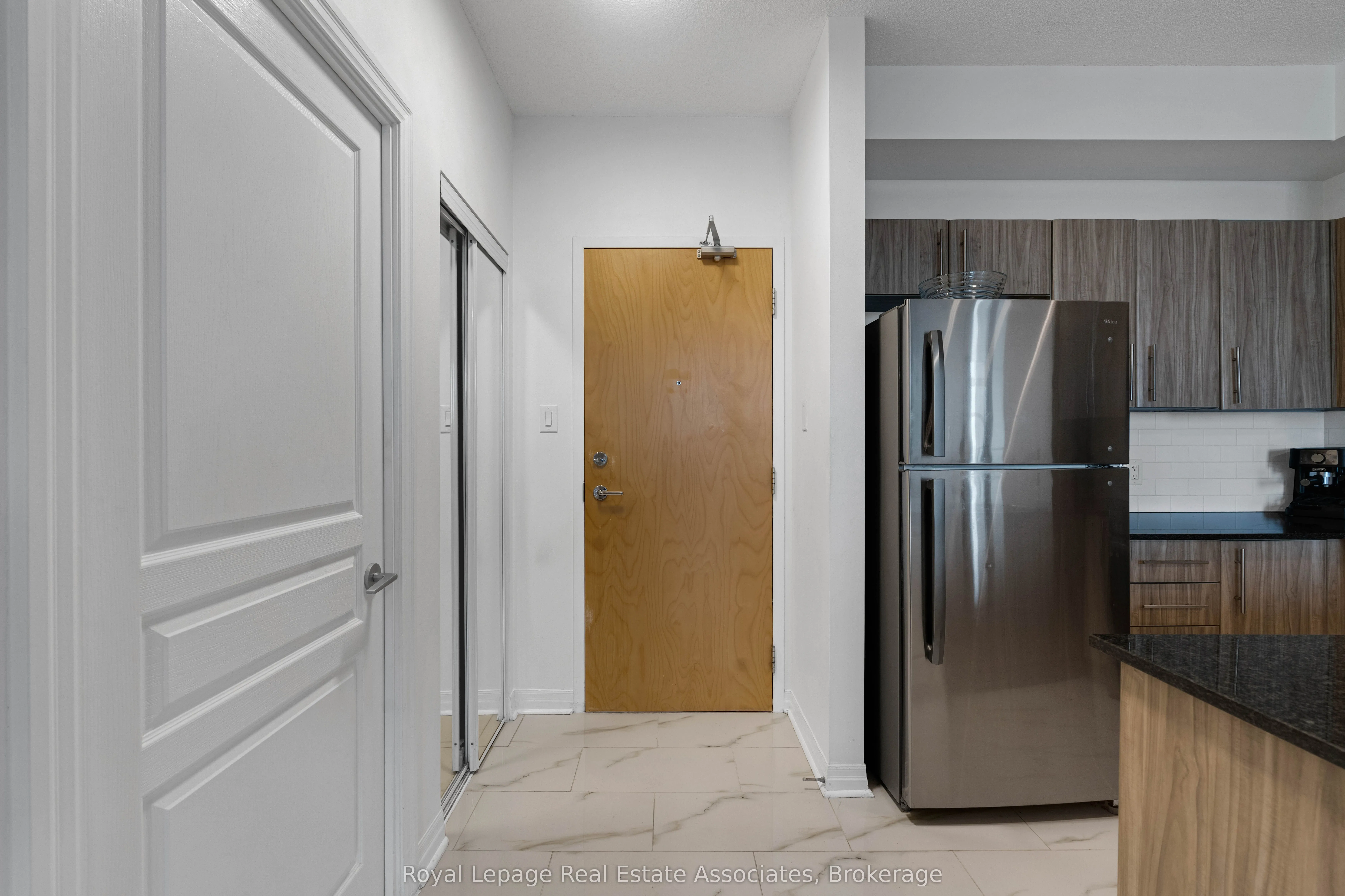 3515 Kariya Drive, #1106