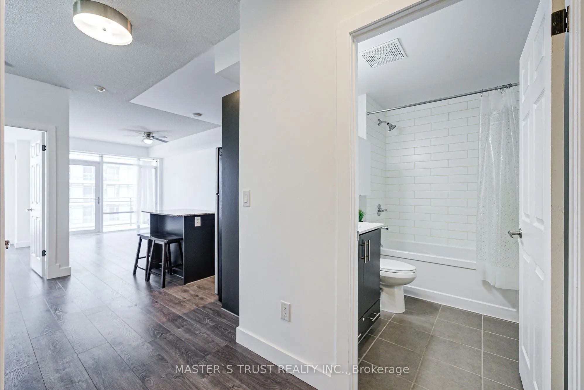 360 Square One Drive, #1203