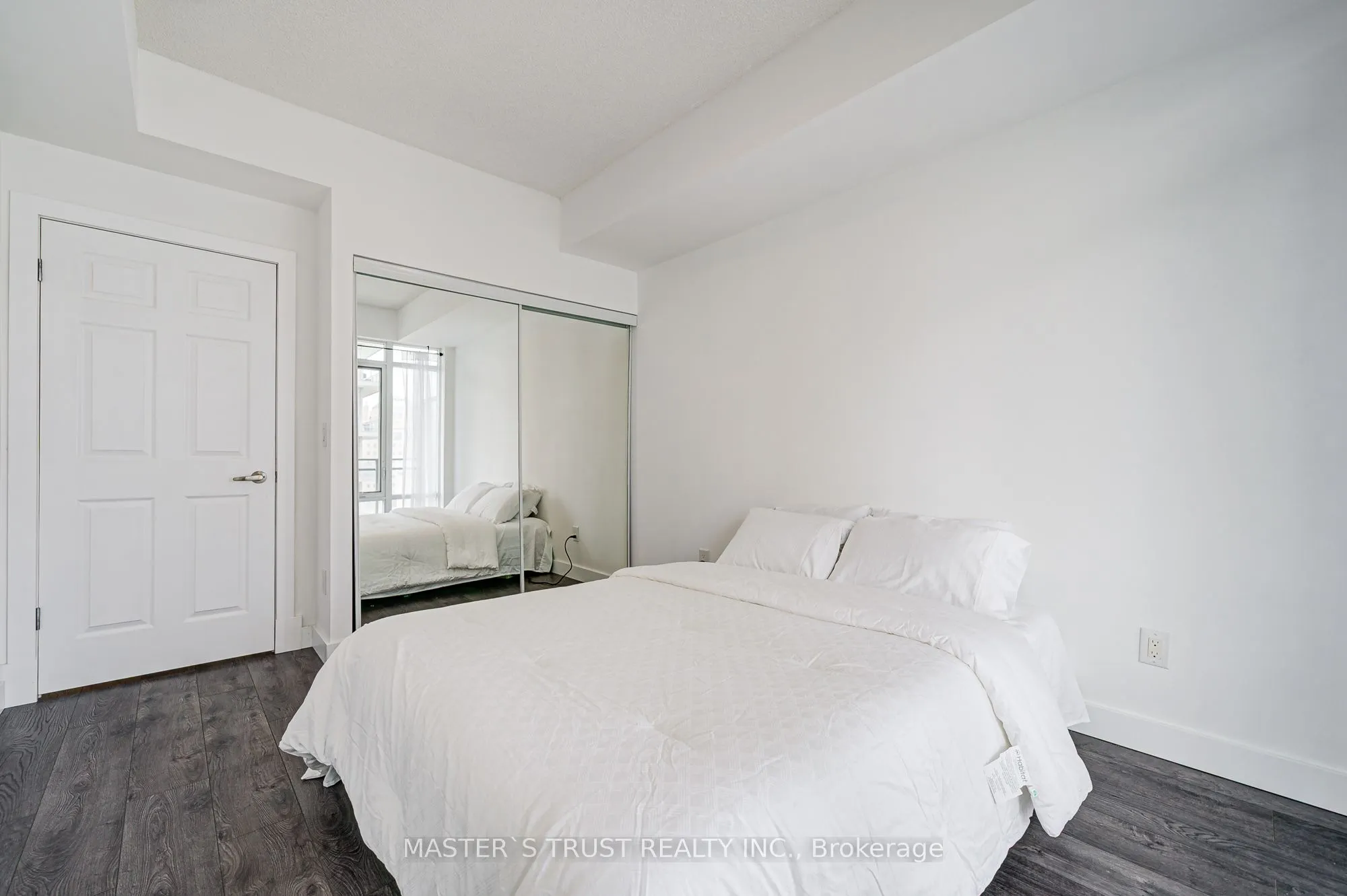 360 Square One Drive, #1203