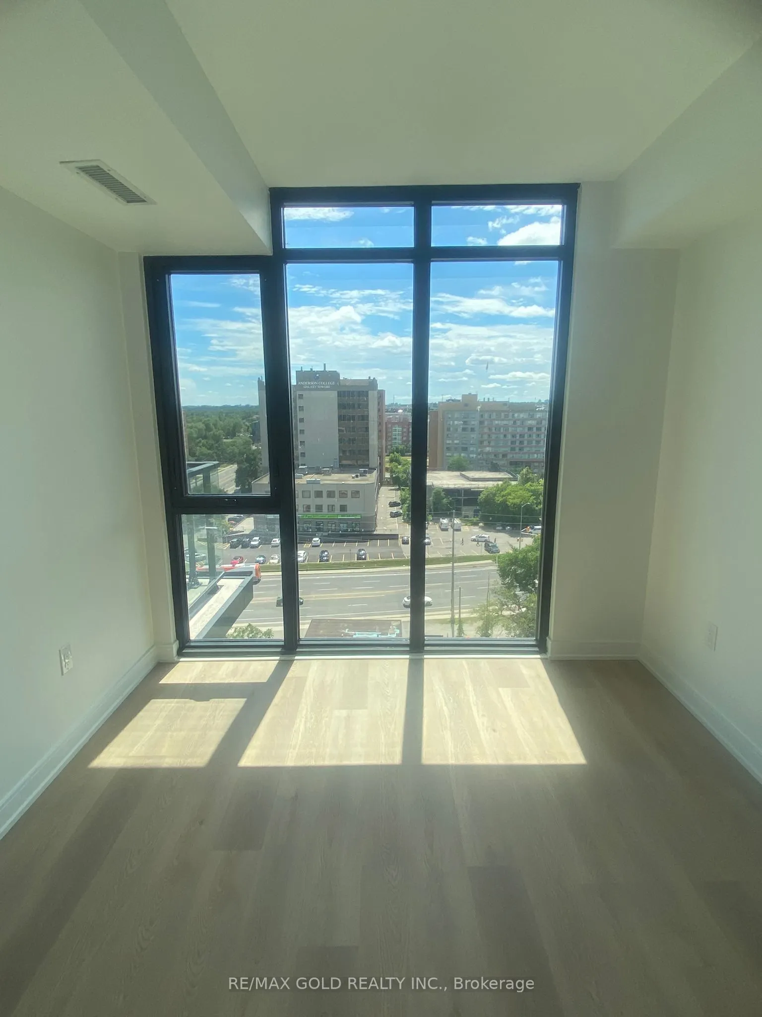 3009 NOVAR Road, #1011