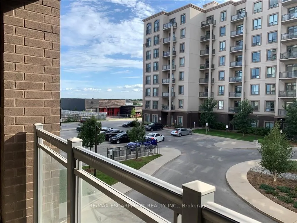 2486 Old Bronte Road, #214