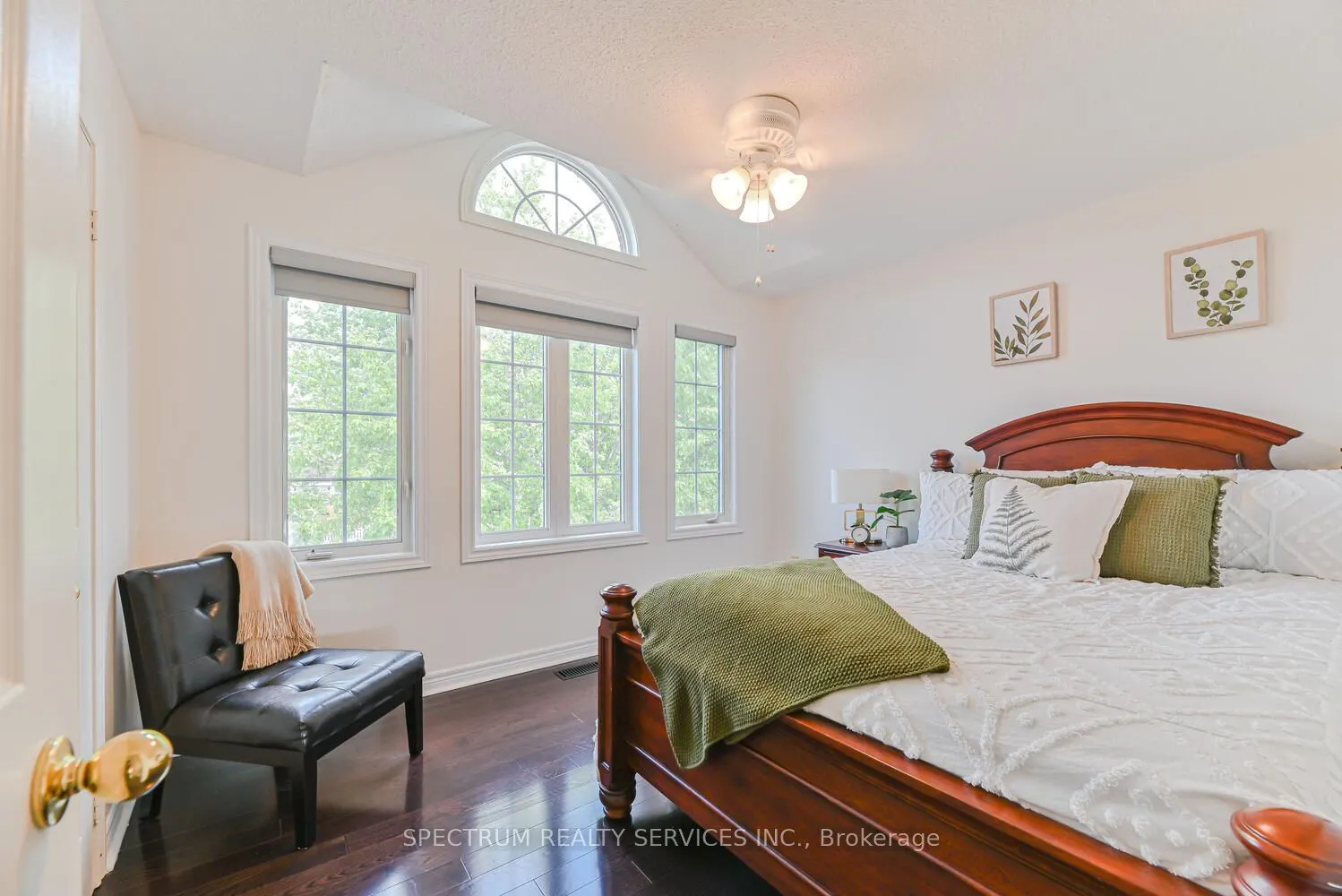 68 Robarts Drive