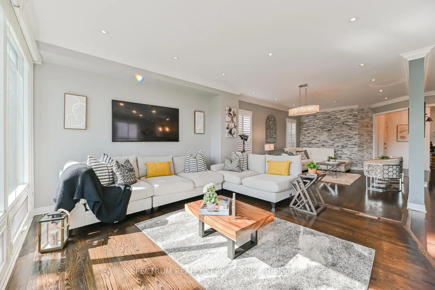 68 Robarts Drive