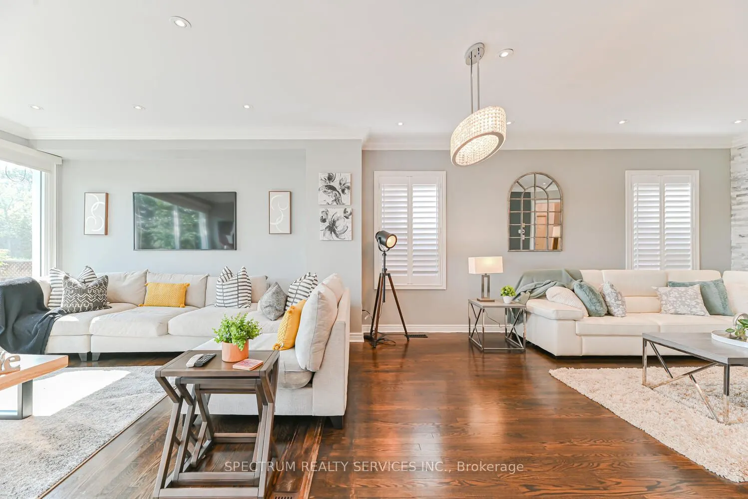 68 Robarts Drive