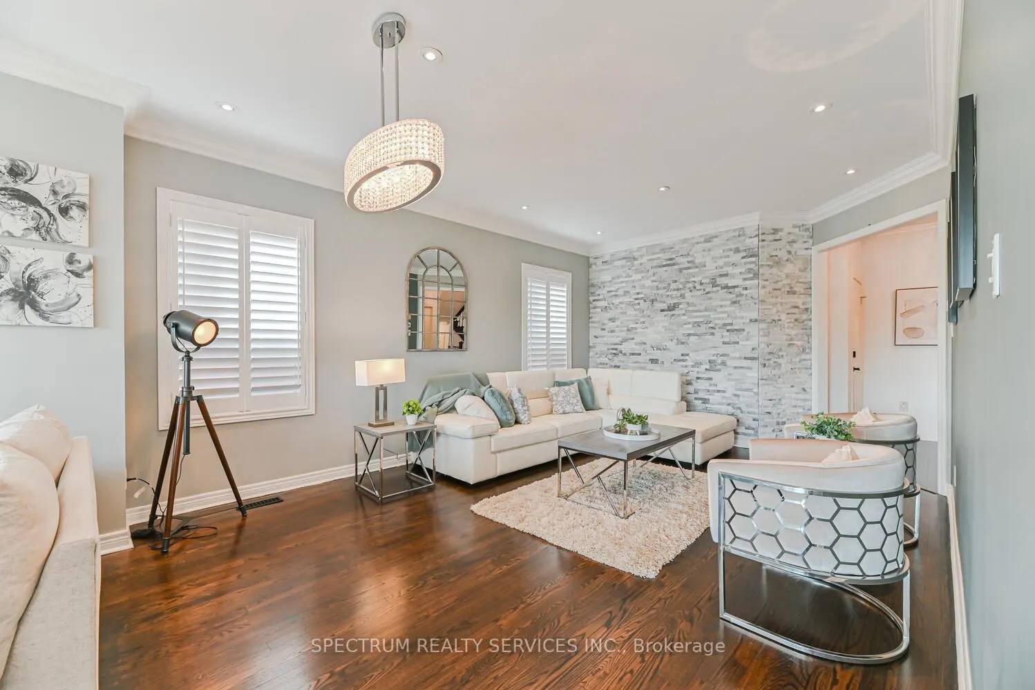 68 Robarts Drive