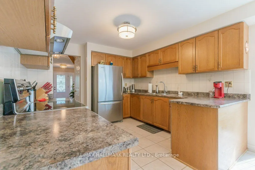 1280 Greeniaus Road