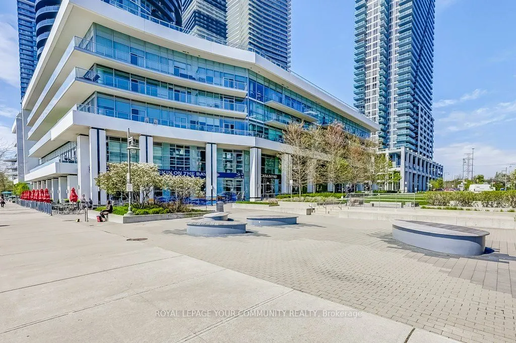 58 Marine Parade Drive, #806