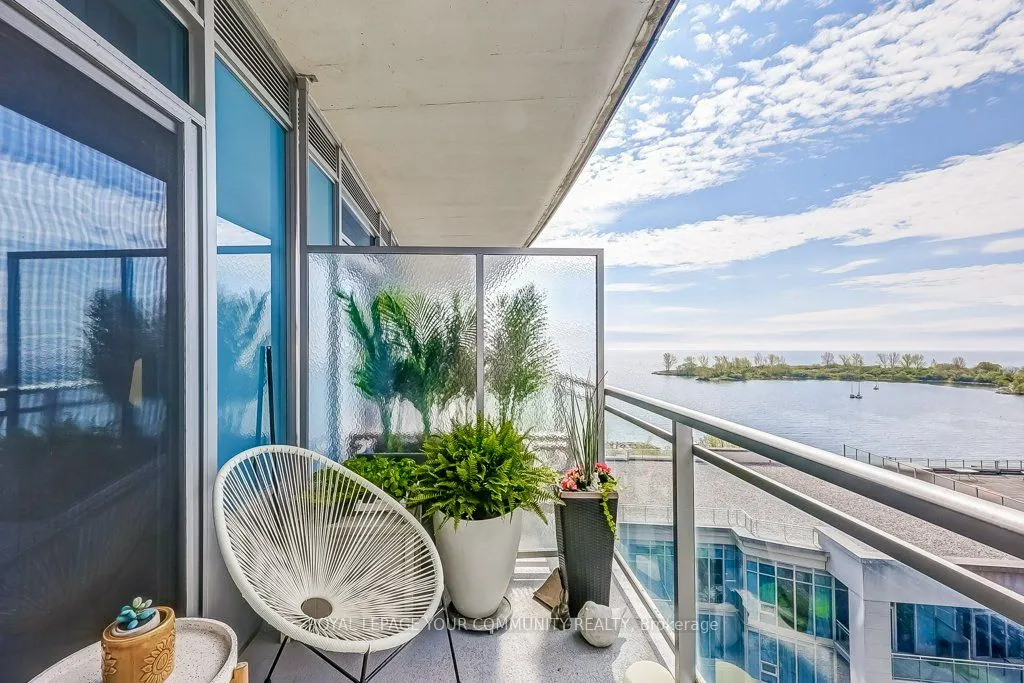 58 Marine Parade Drive, #806