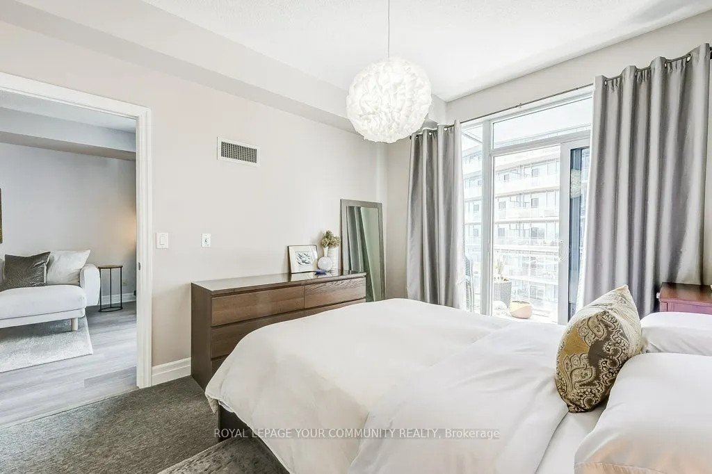 58 Marine Parade Drive, #806
