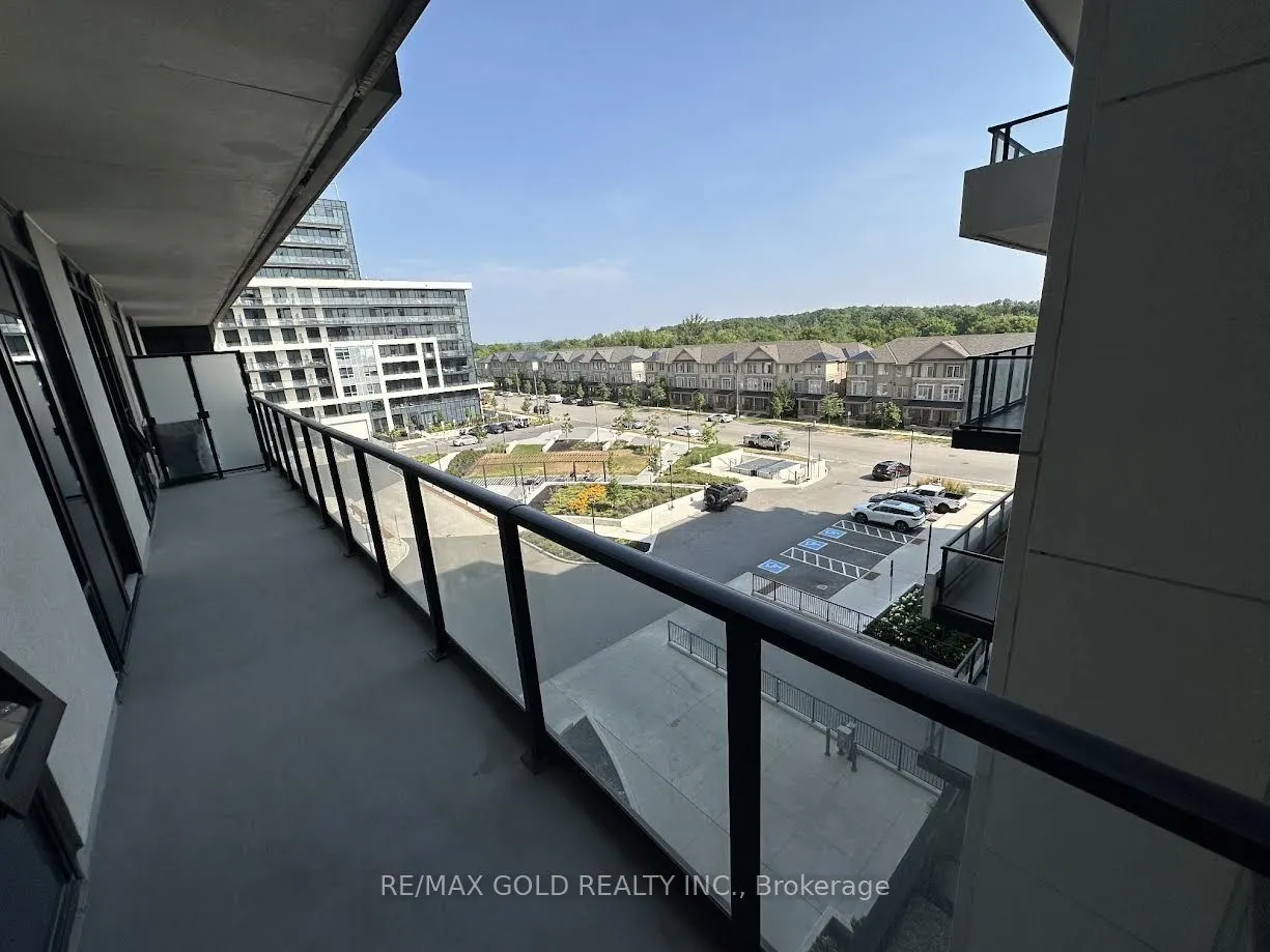 3200 William Colston Avenue, #528