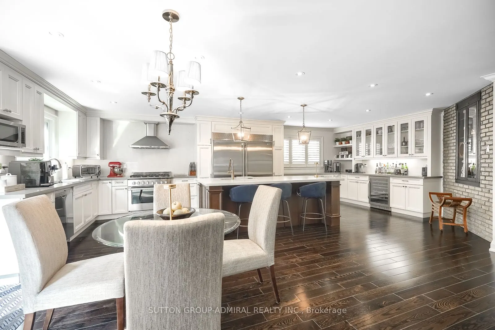 2360 Marisa Court