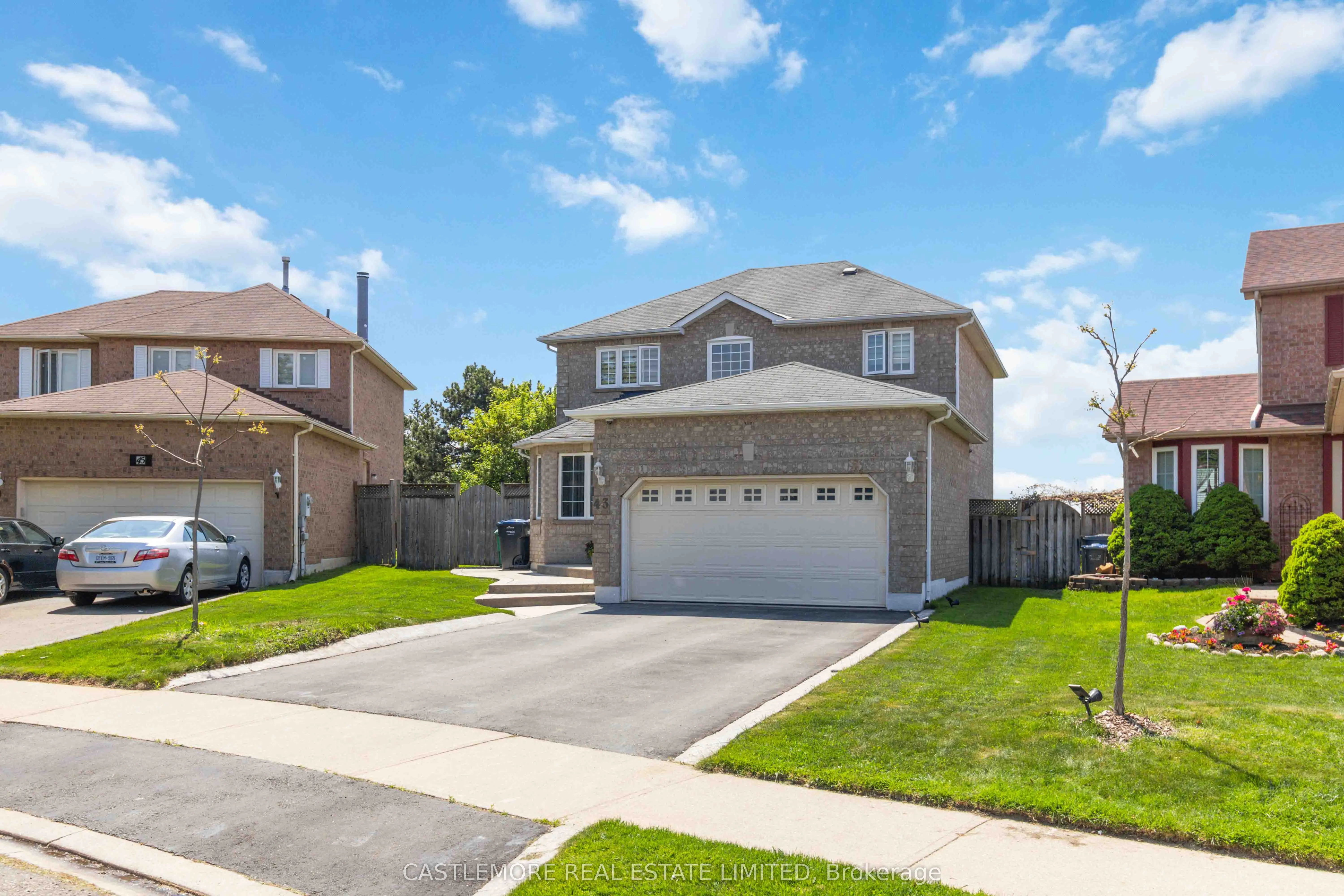 43 Vivian Crescent