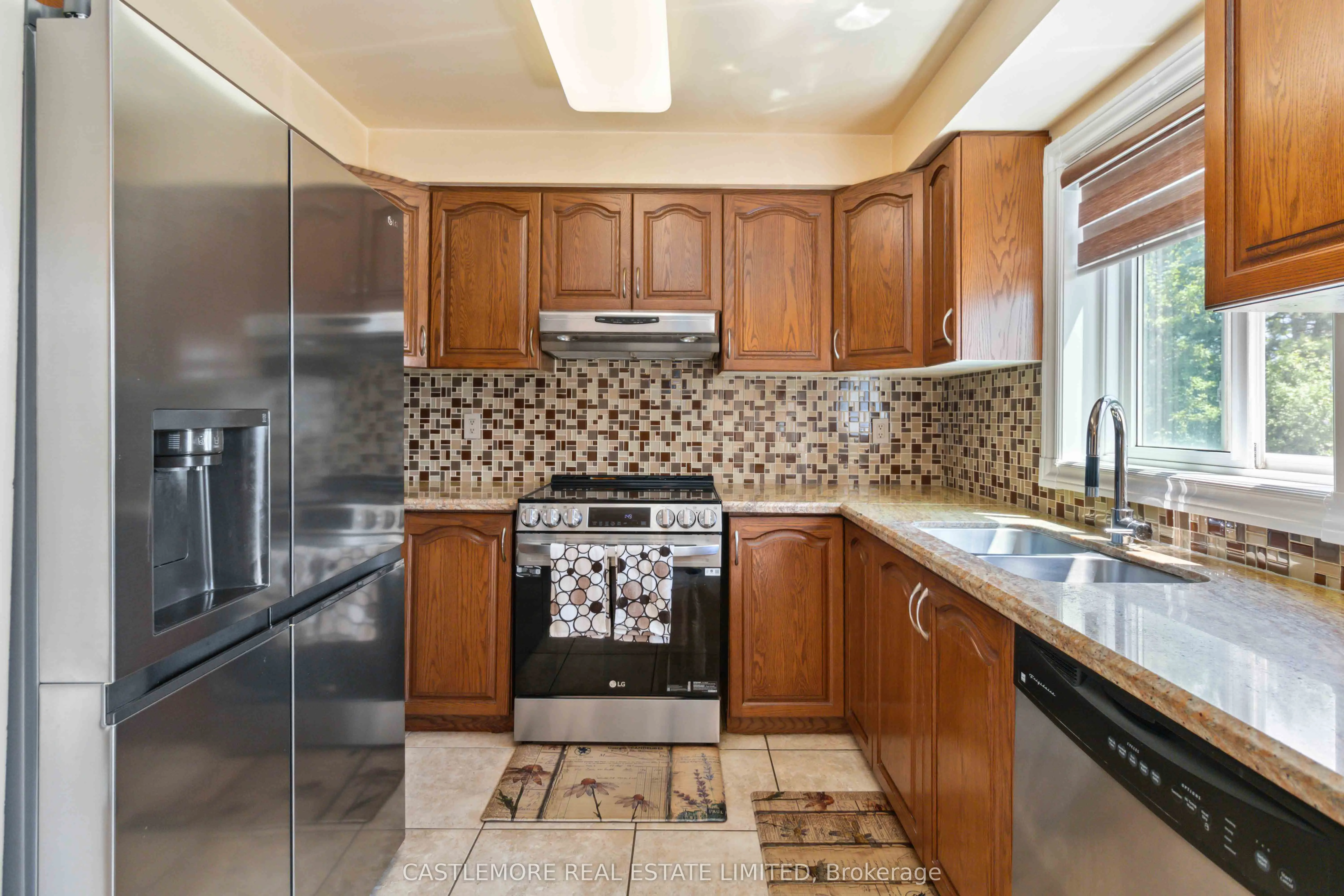43 Vivian Crescent