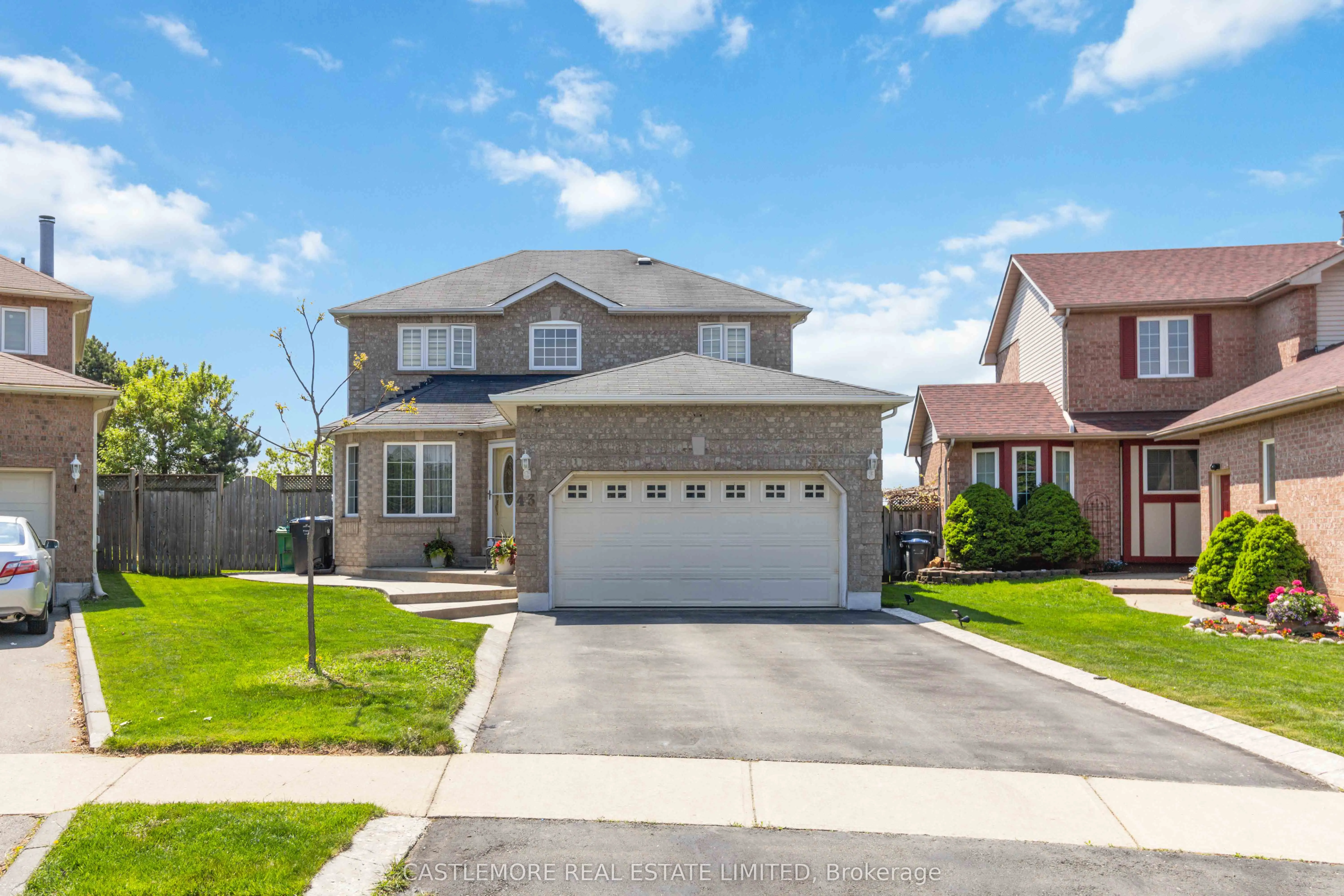 43 Vivian Crescent