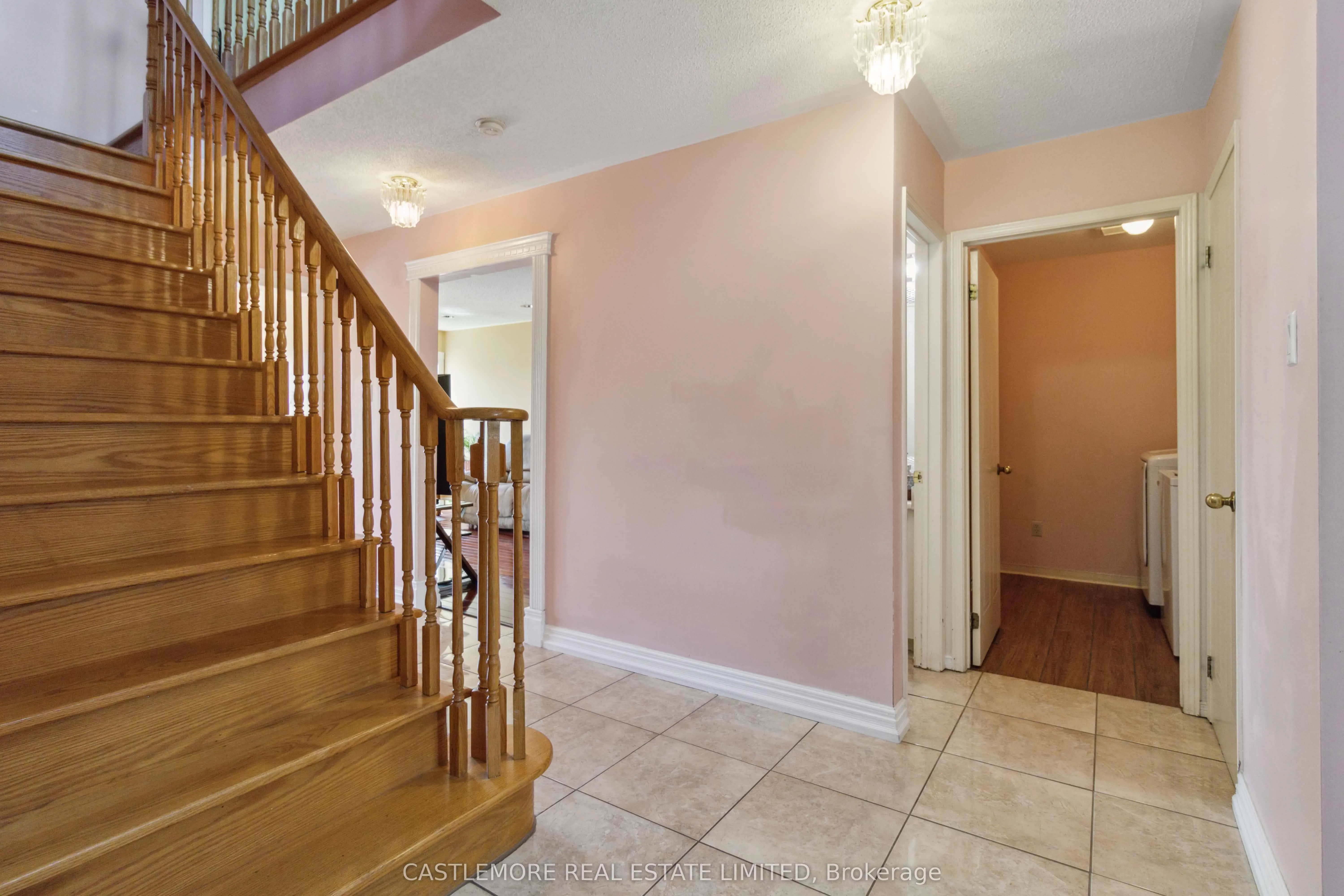 43 Vivian Crescent