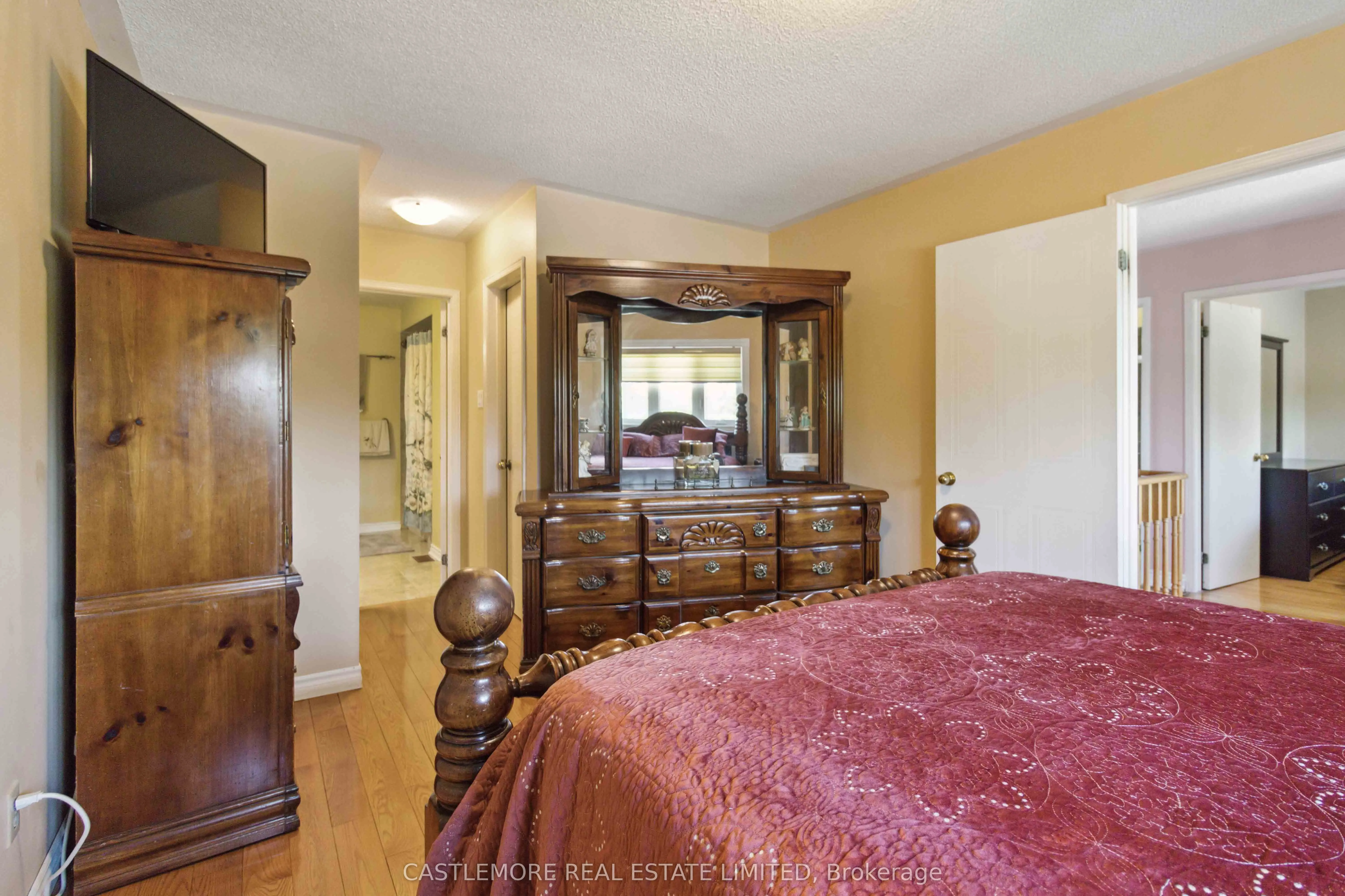 43 Vivian Crescent
