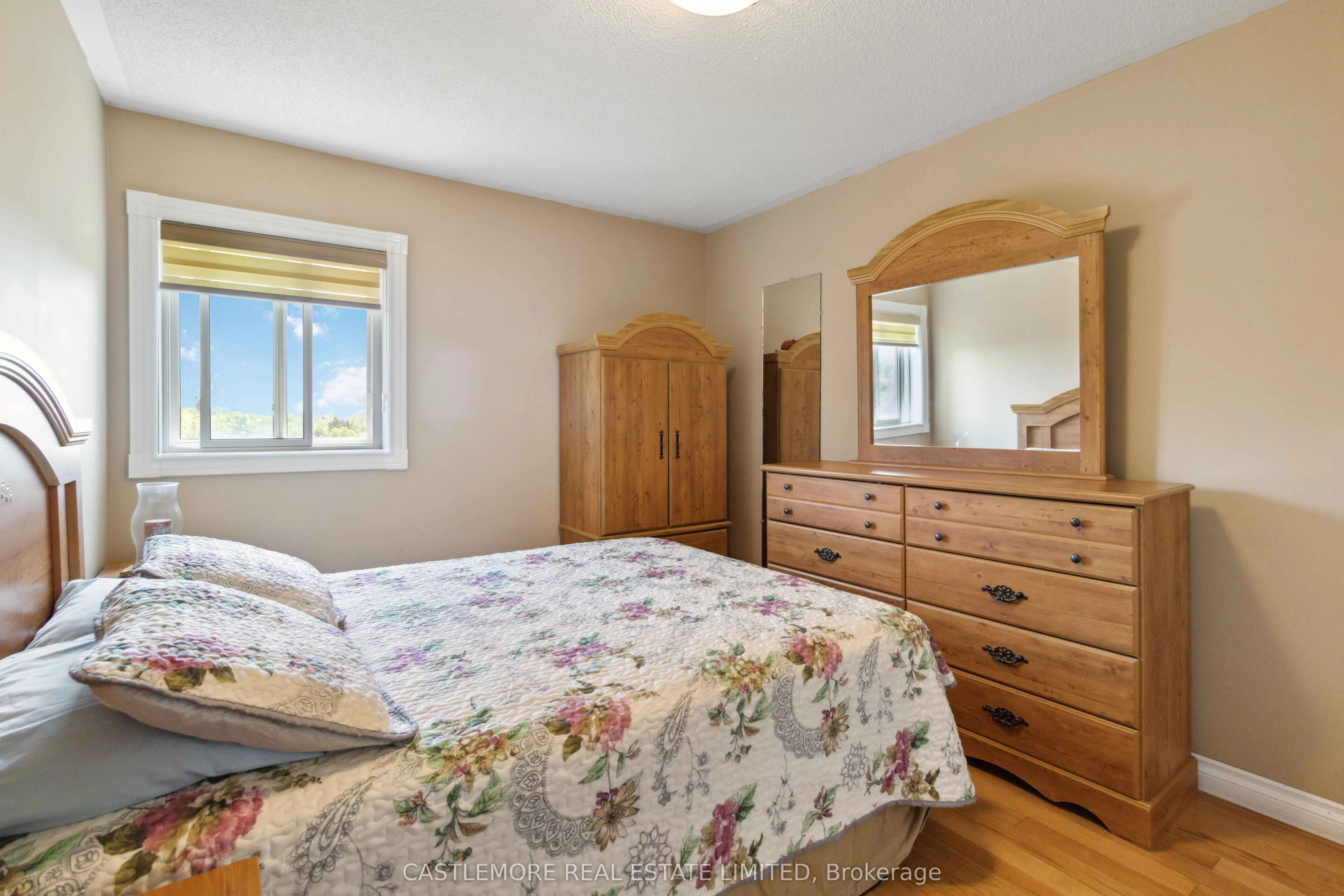 43 Vivian Crescent