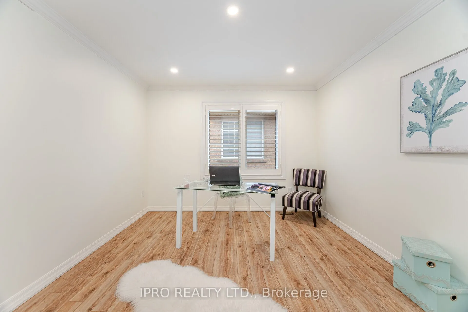2185 Highcliffe Way