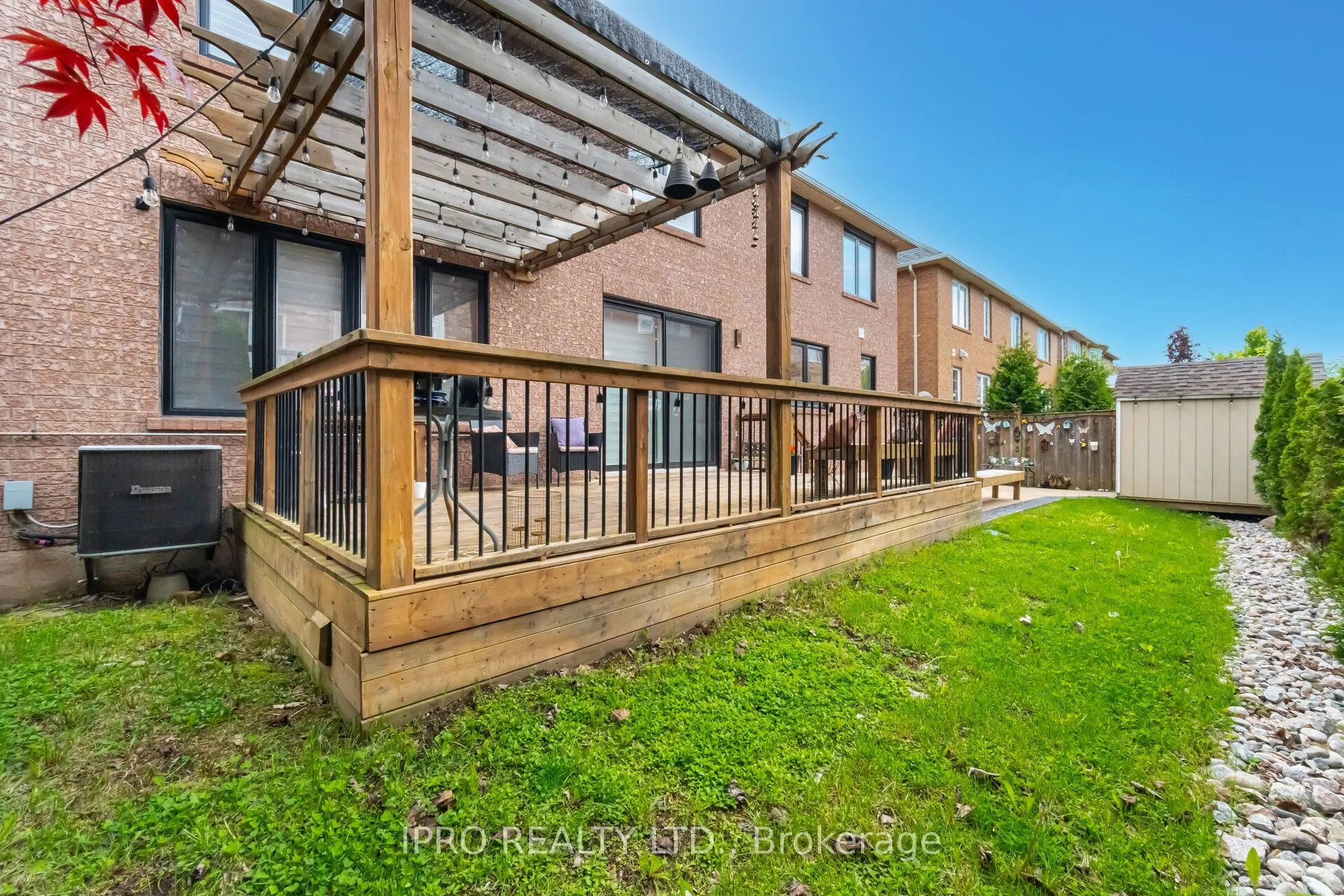 2185 Highcliffe Way