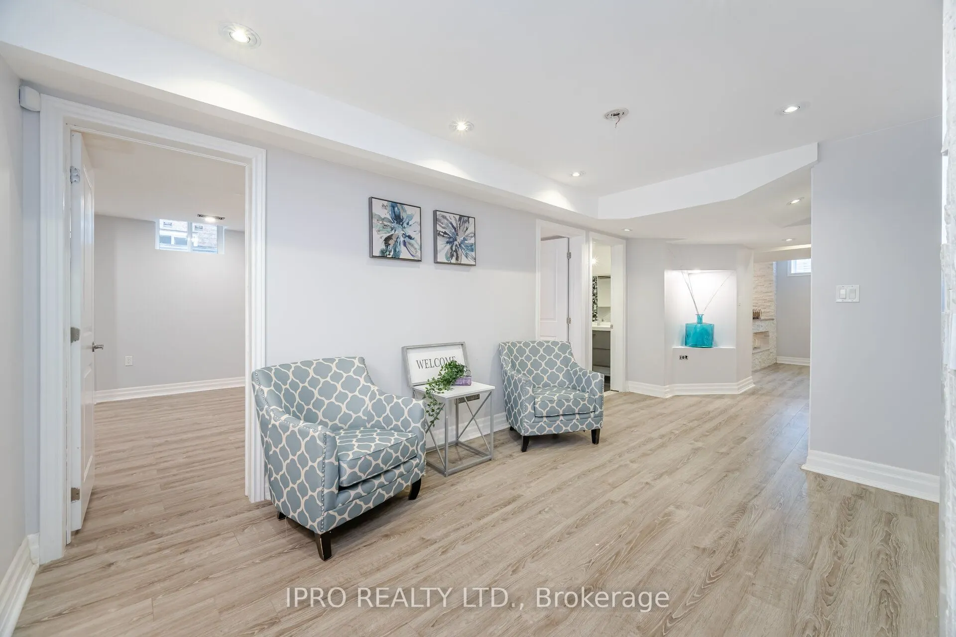 2185 Highcliffe Way