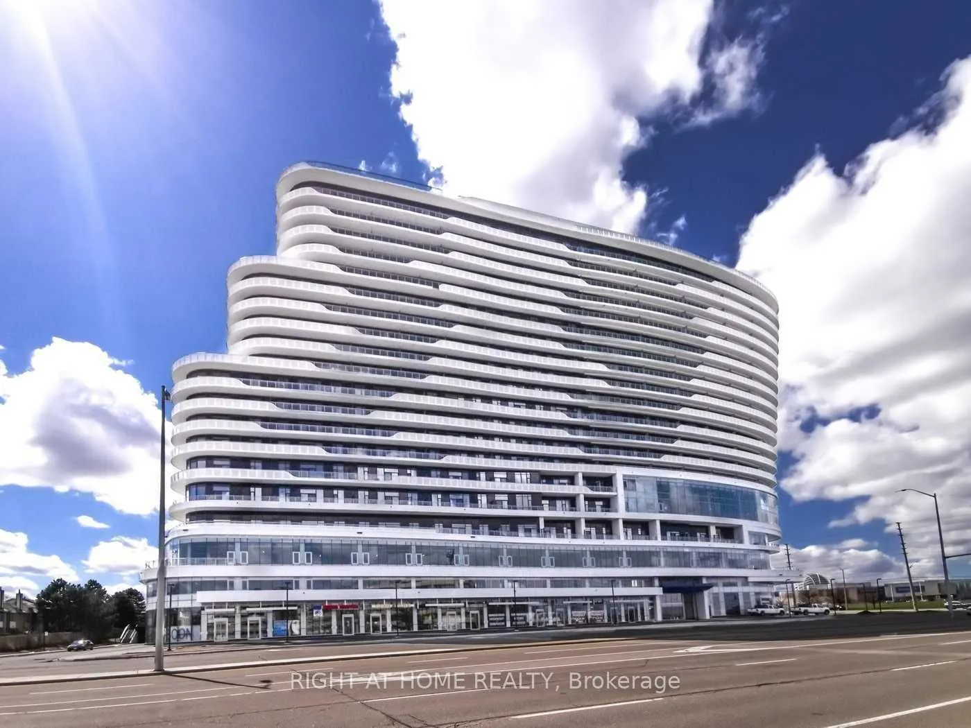 2520 Eglinton Avenue W, #1901