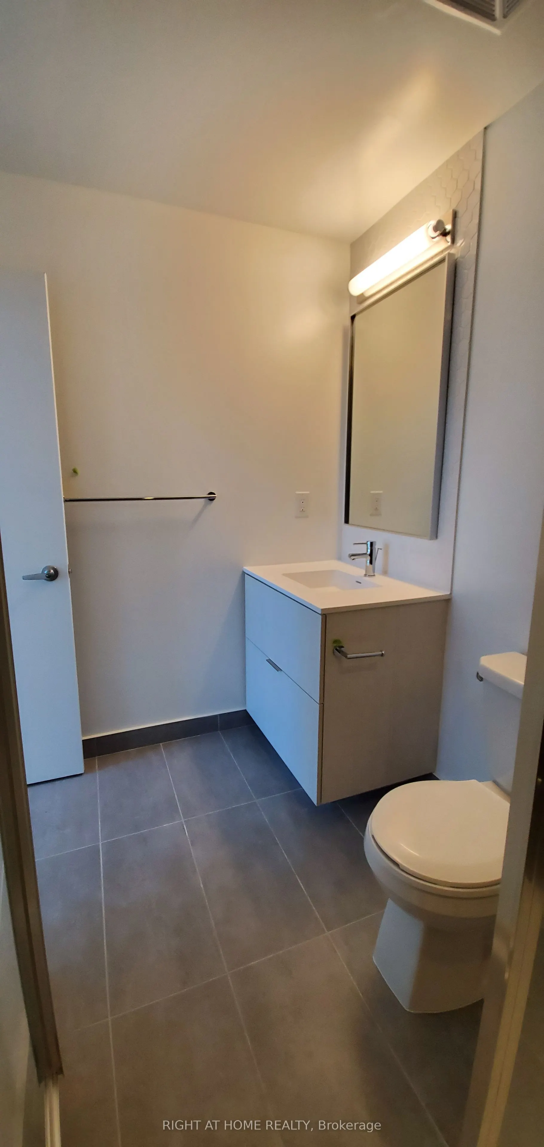 2520 Eglinton Avenue W, #1901