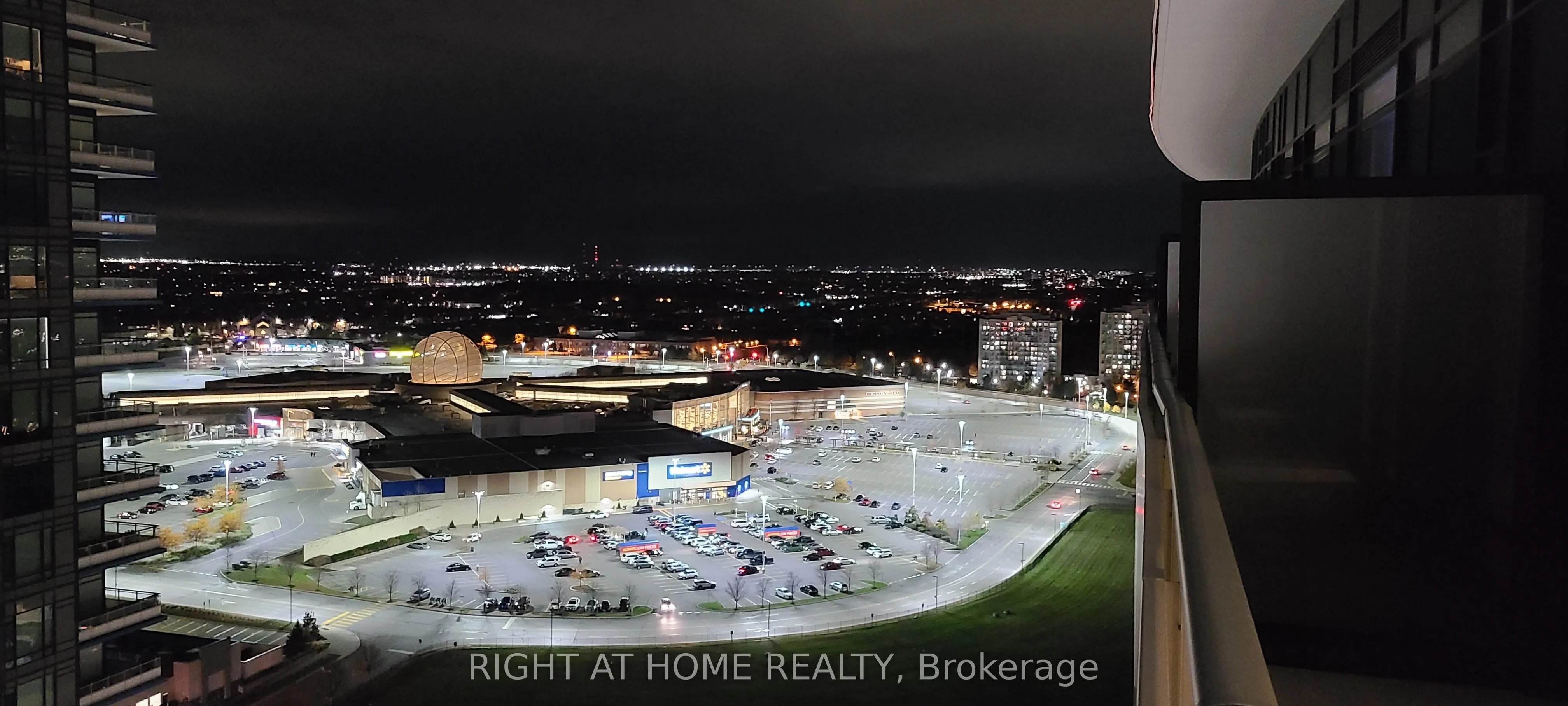 2520 Eglinton Avenue W, #1901