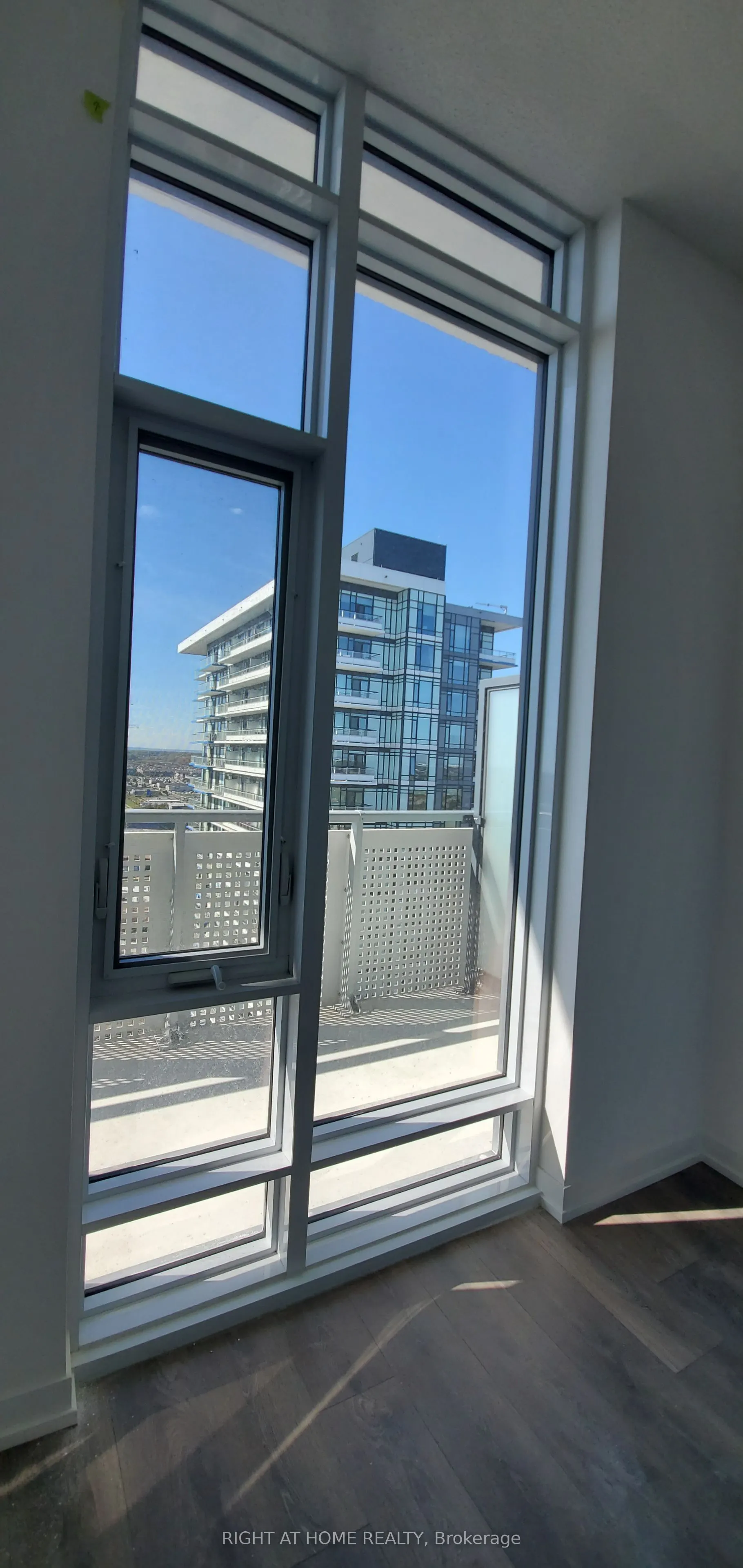2520 Eglinton Avenue W, #1901