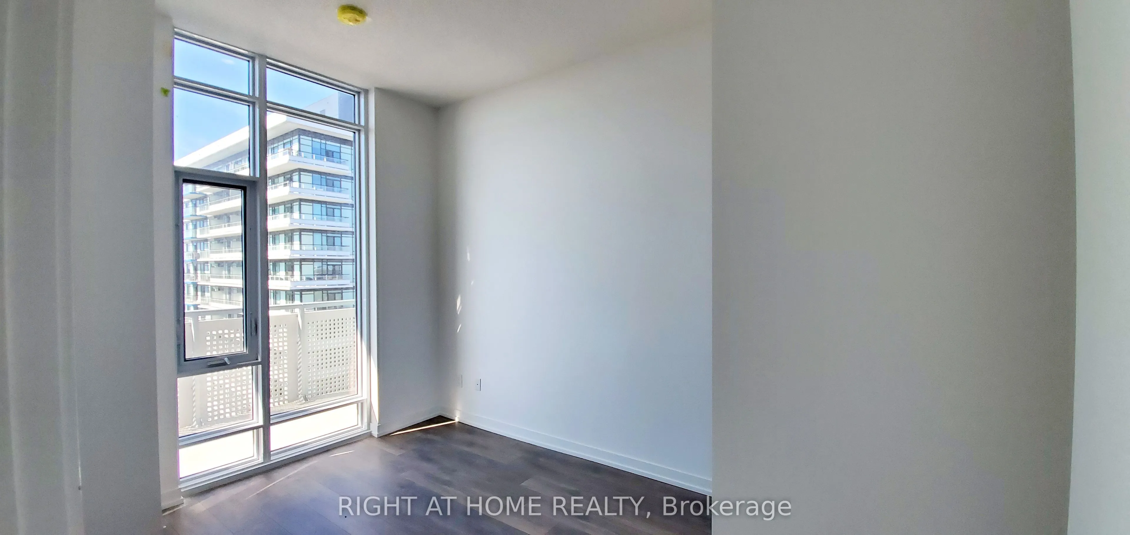 2520 Eglinton Avenue W, #1901
