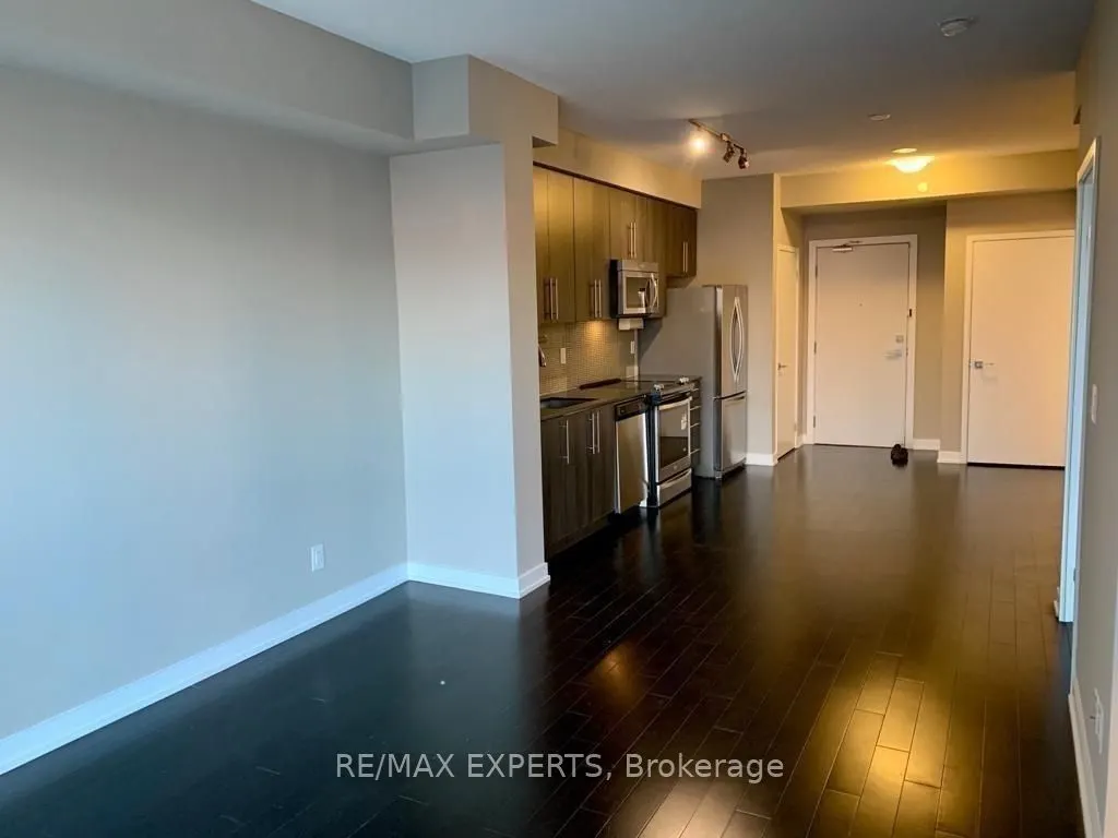 510 Curran Place, #901