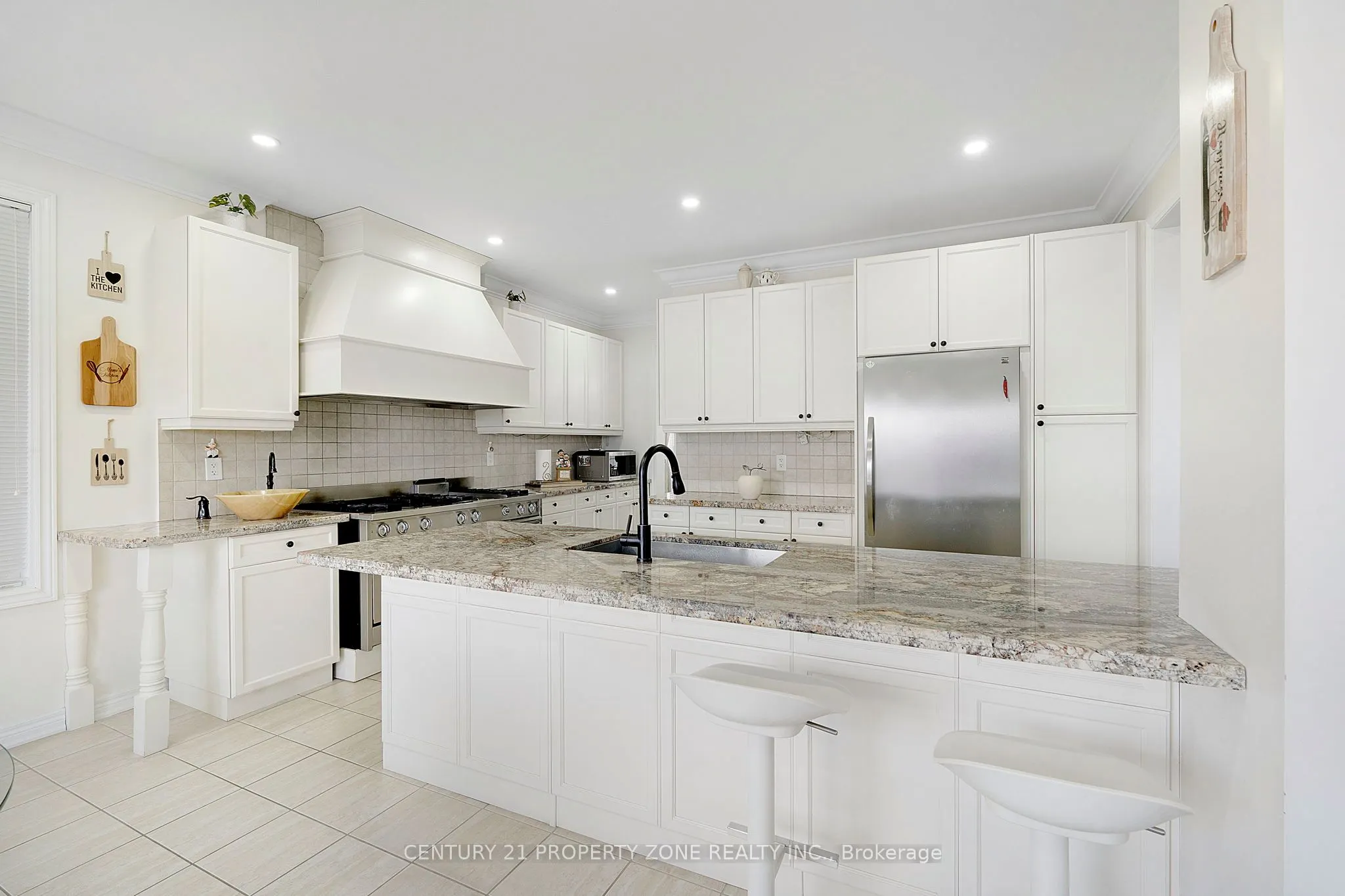 56 Gentle Fox Drive, #Upper