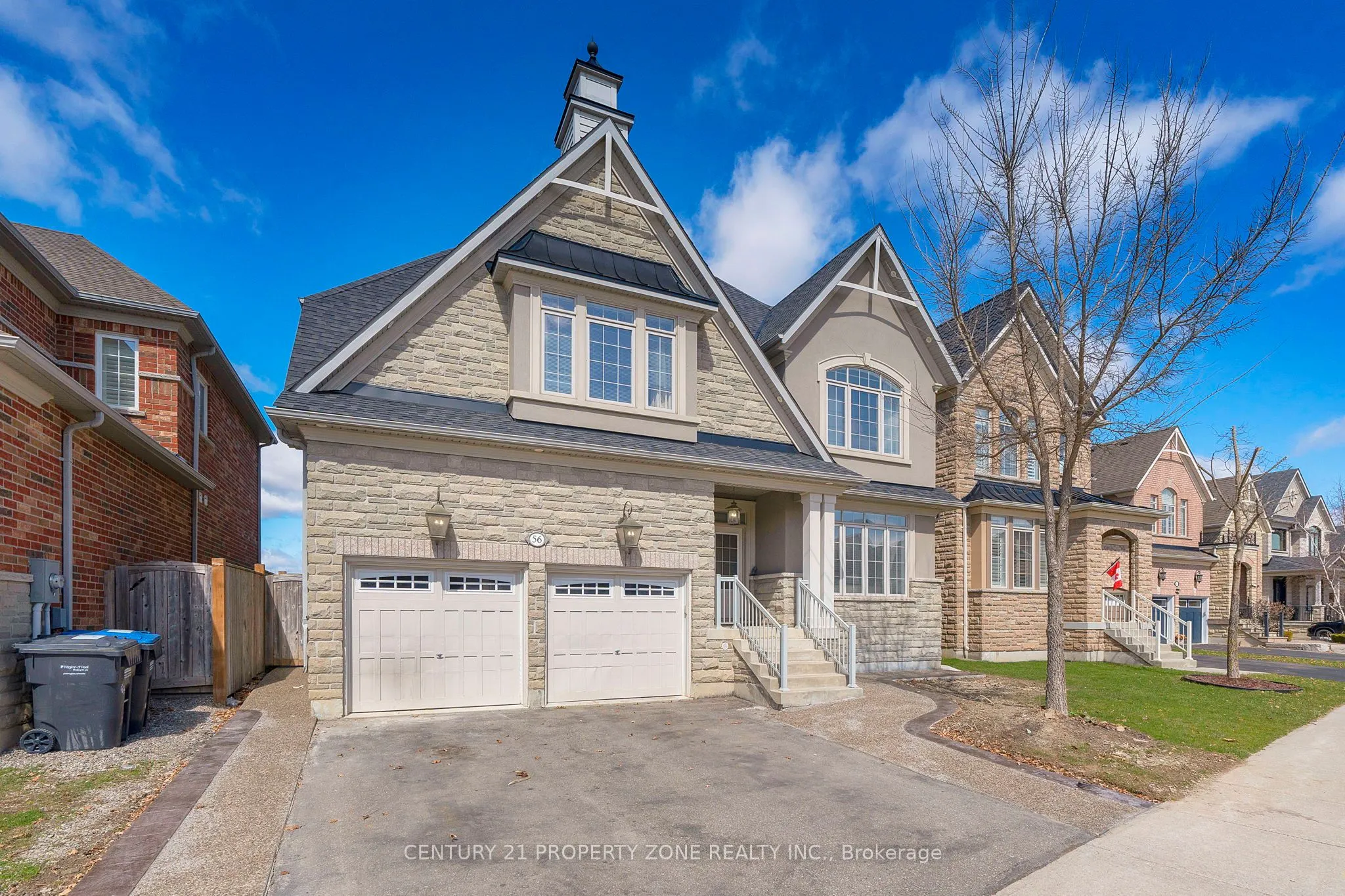 56 Gentle Fox Drive, #Upper